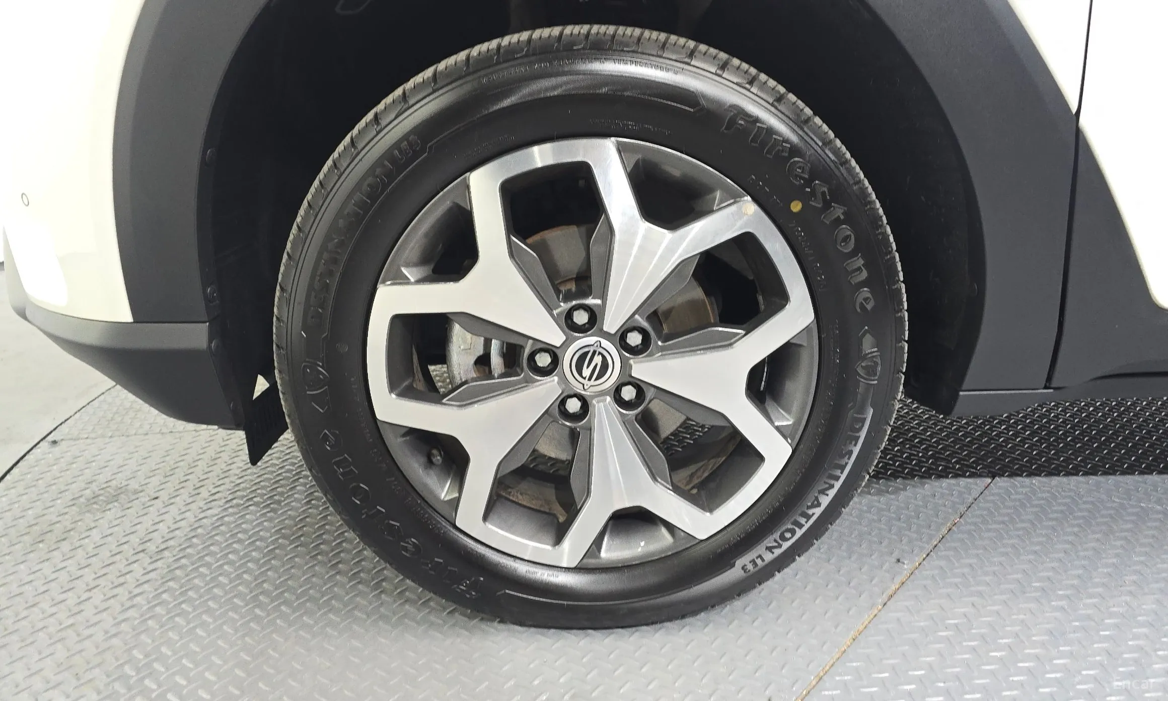 KG Mobility (SsangYong) Torres превью 5