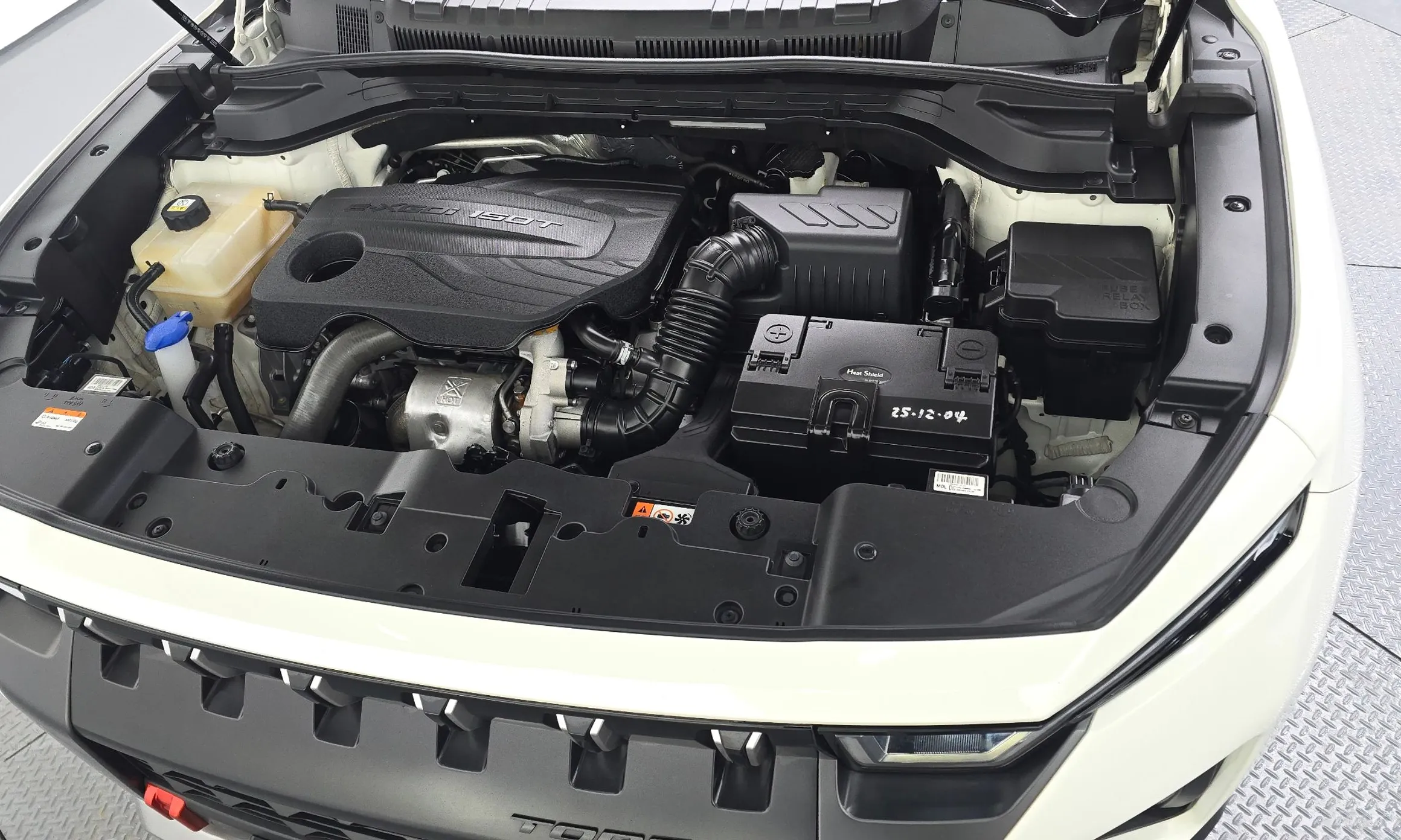 KG Mobility (SsangYong) Torres превью 6