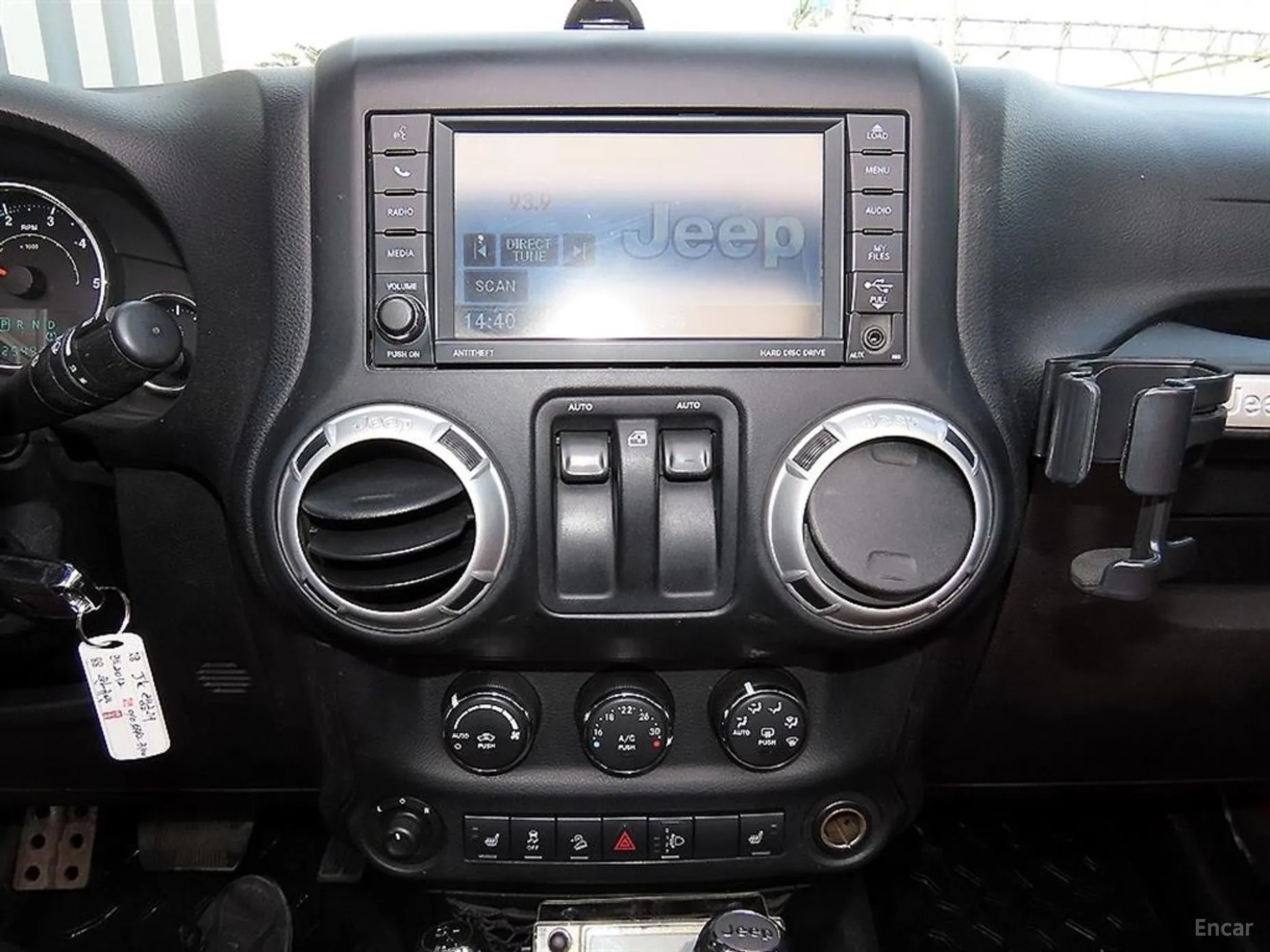 Jeep Wrangler (JK) превью 12