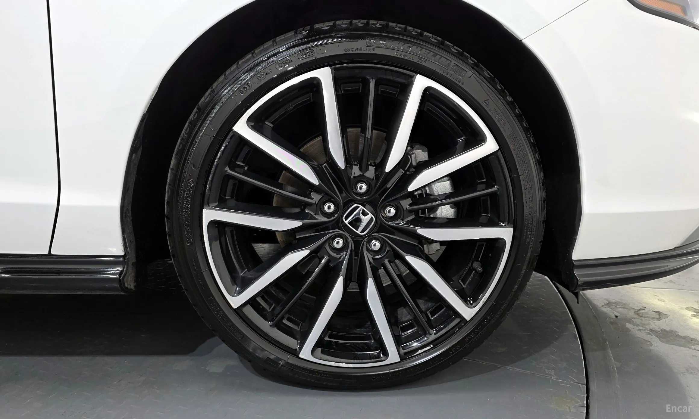 Honda Accord 11th Generation превью 5