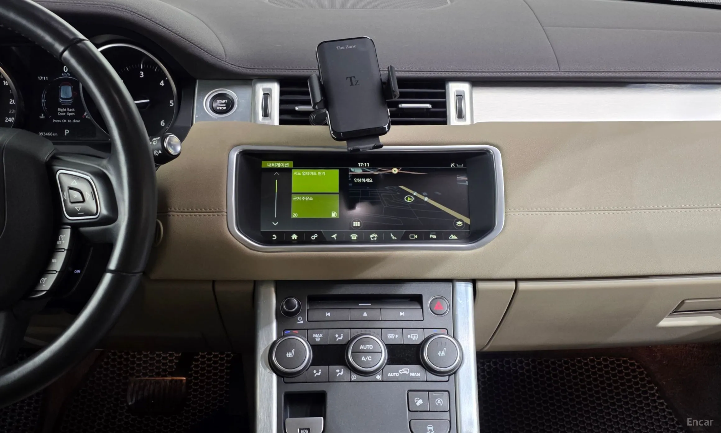 Land Rover Range Rover Evoque превью 14