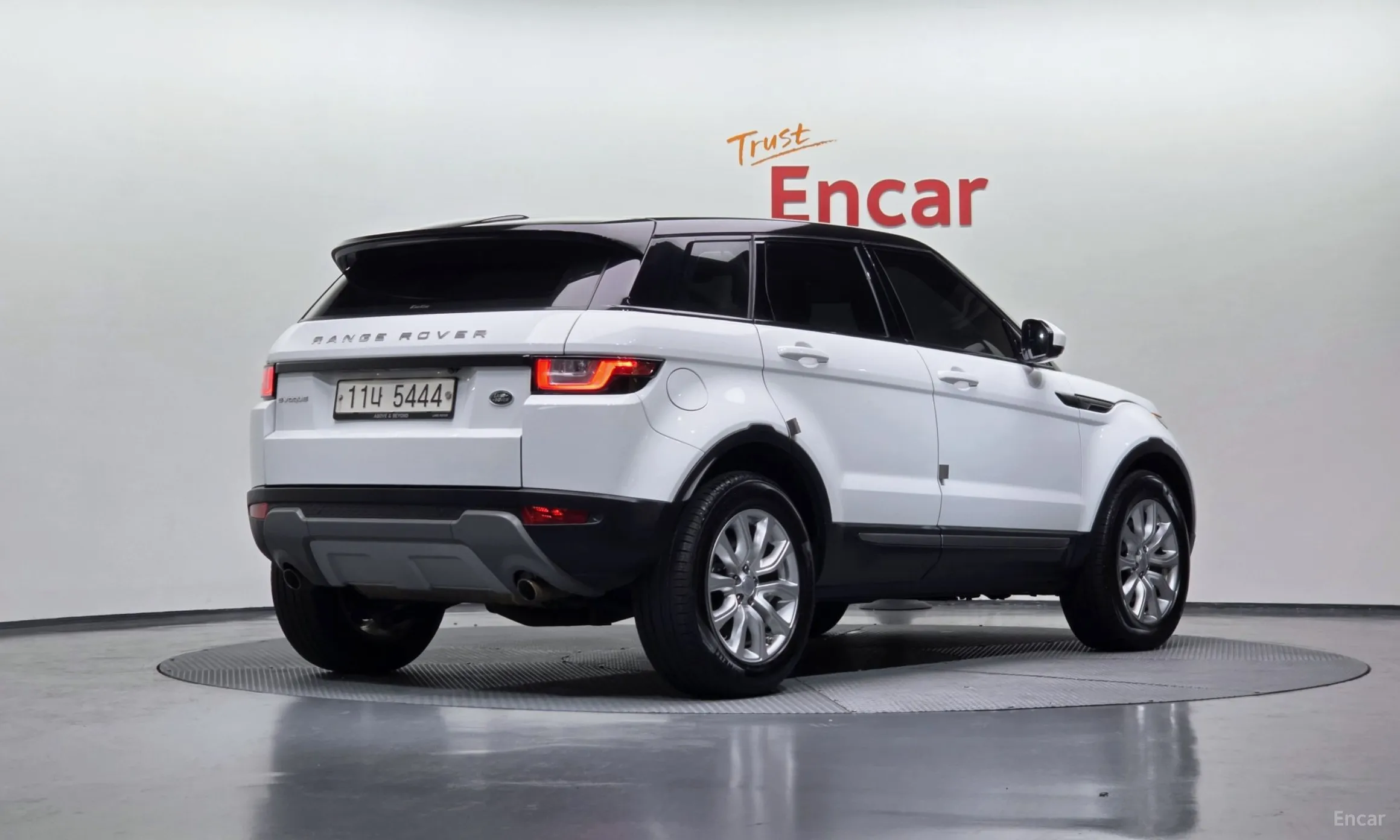 Land Rover Range Rover Evoque превью 2