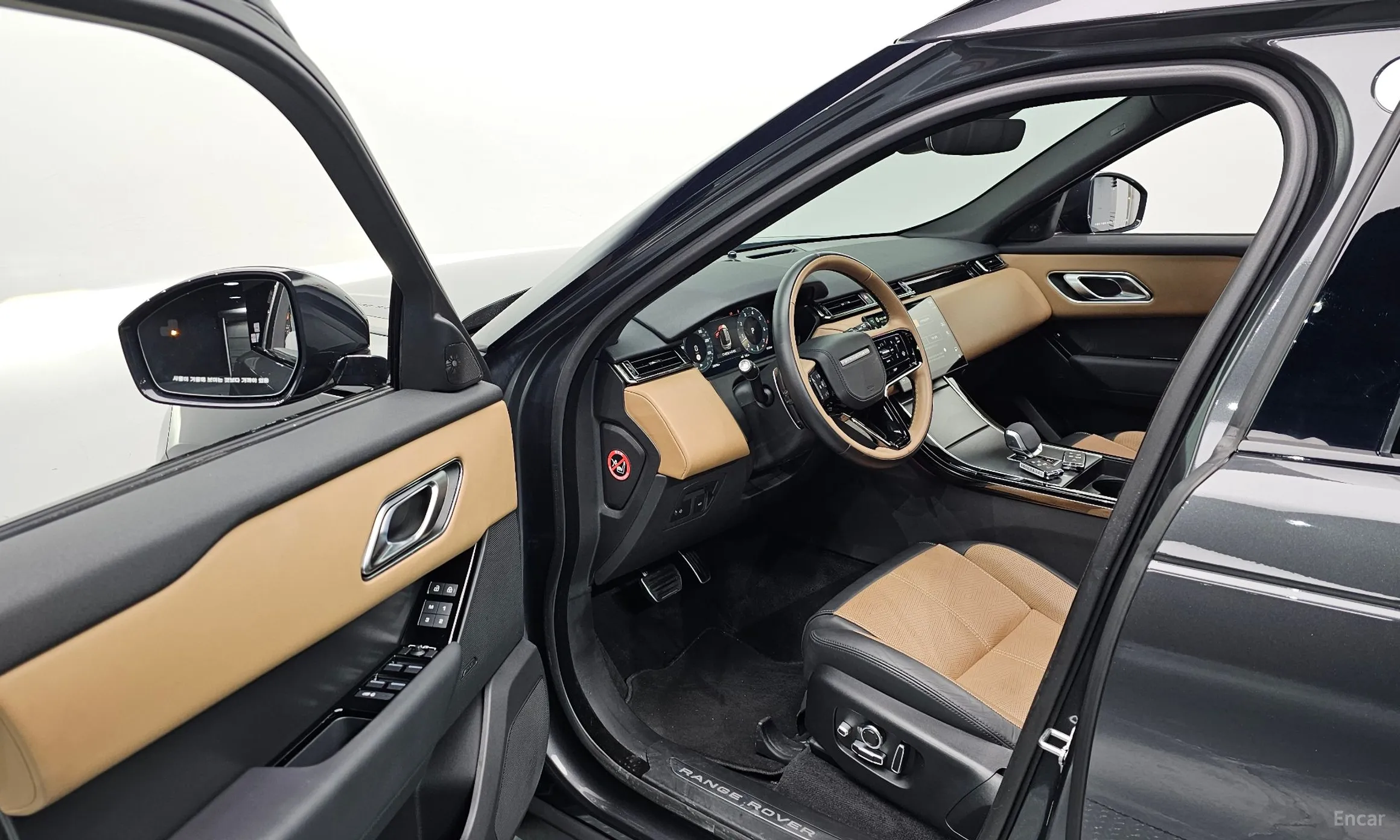 Land Rover Range Rover Bella превью 11