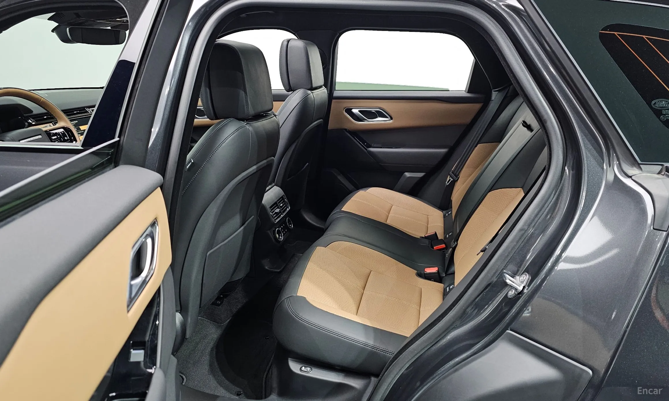 Land Rover Range Rover Bella превью 16