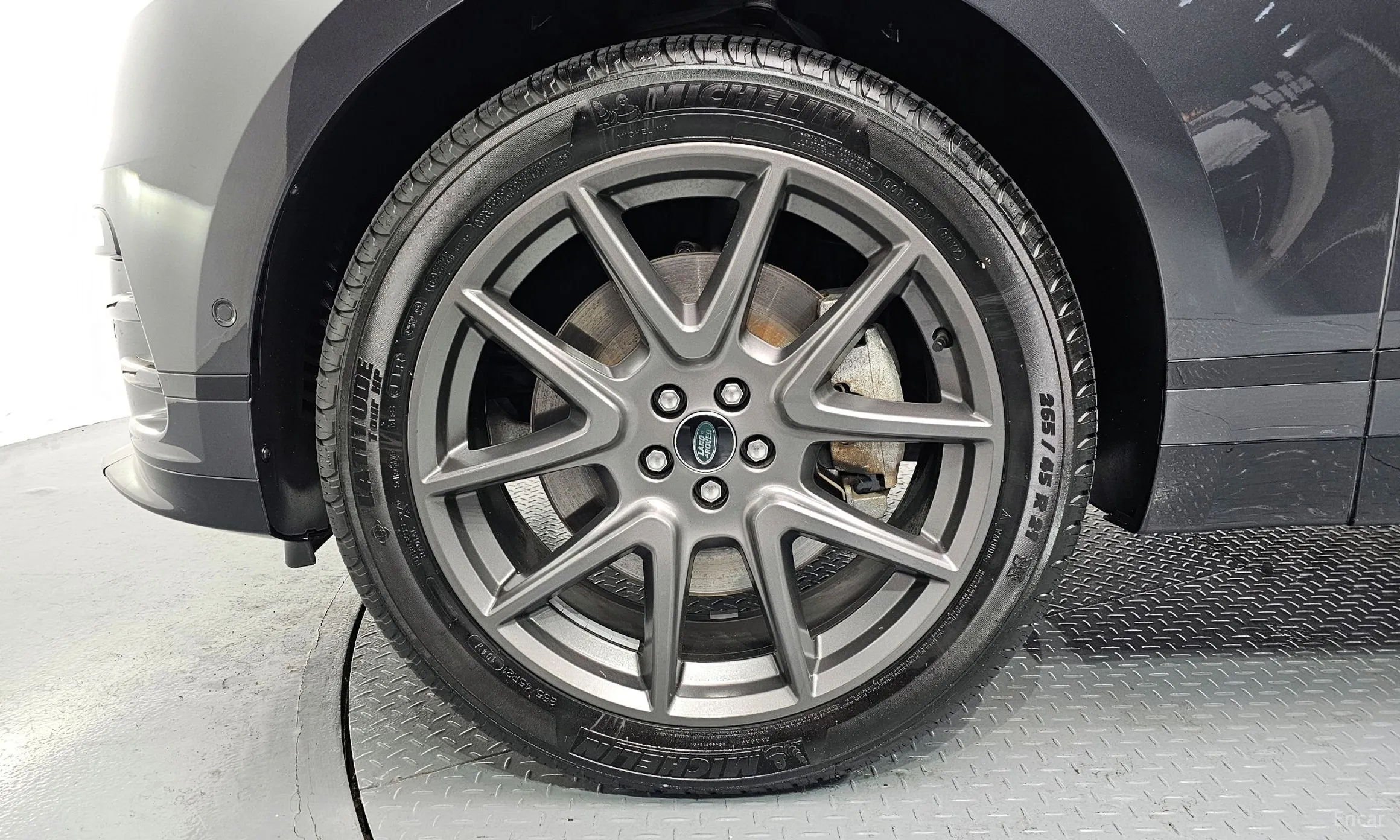 Land Rover Range Rover Bella превью 5