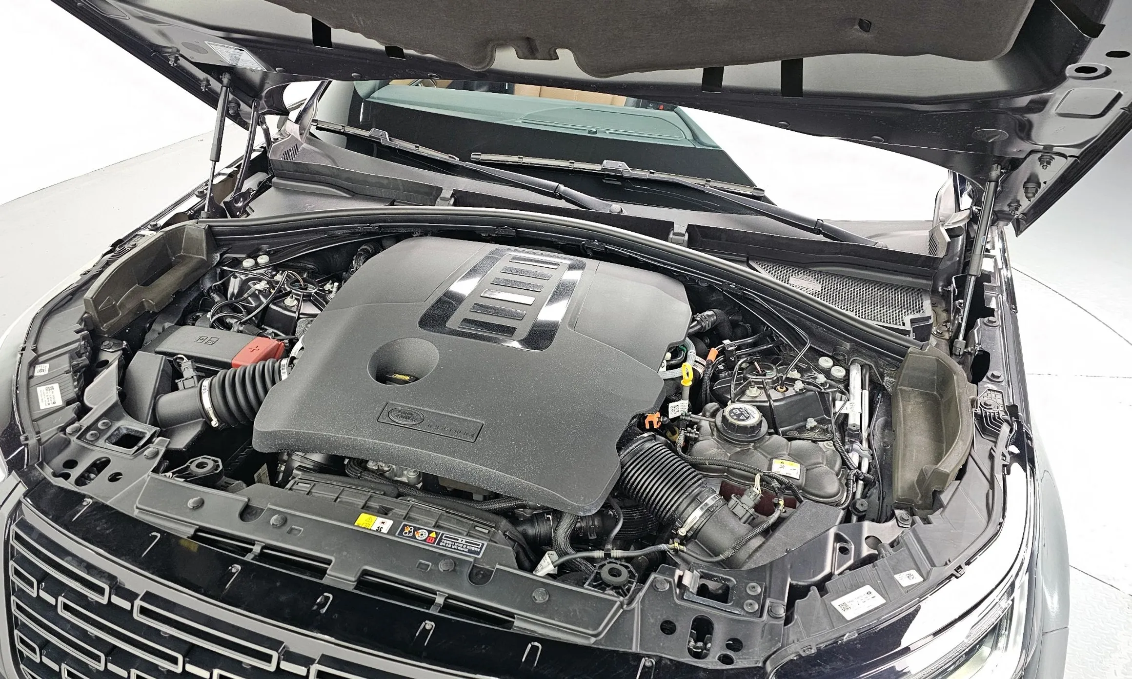 Land Rover Range Rover Bella превью 6