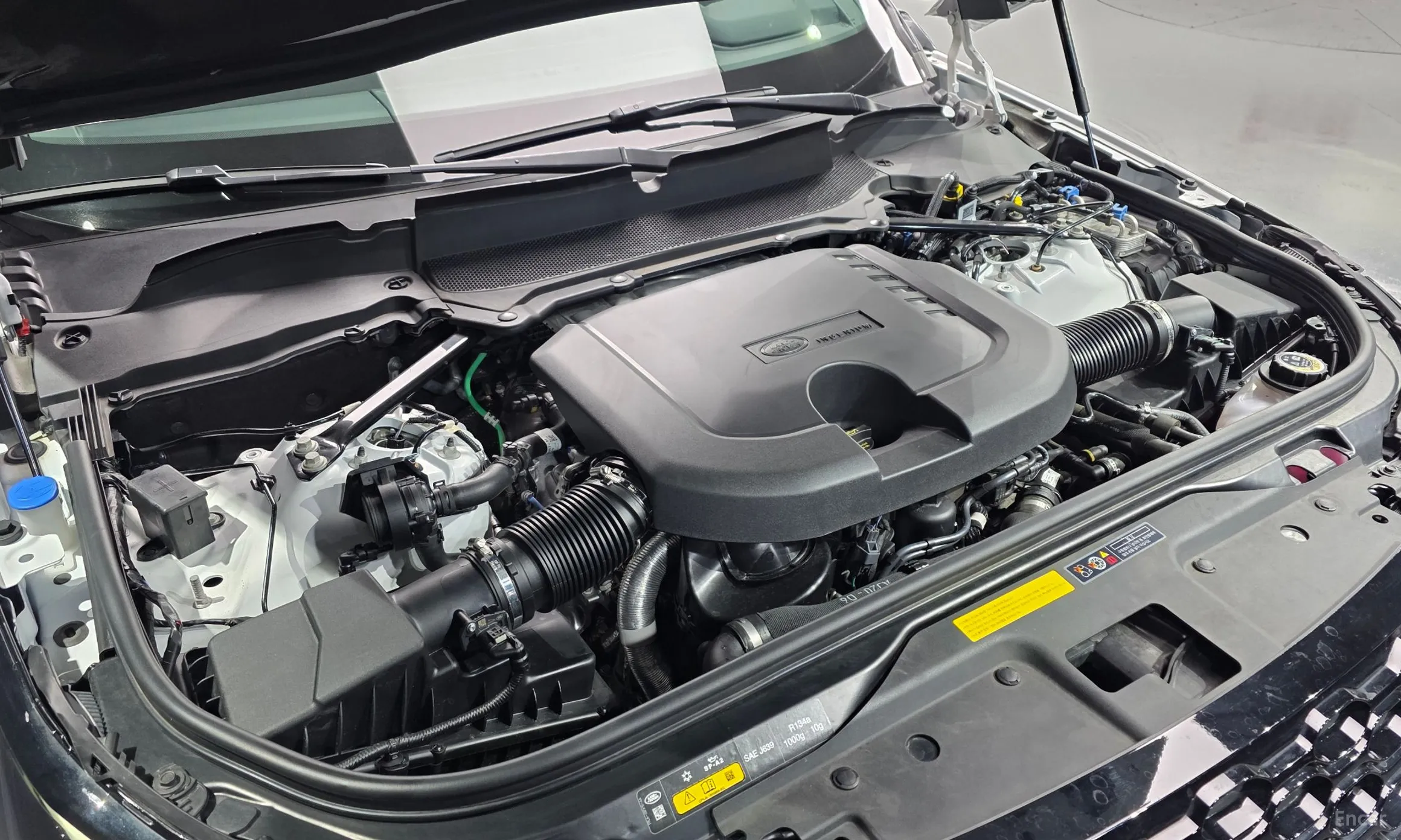 Land Rover Discovery 5 превью 6