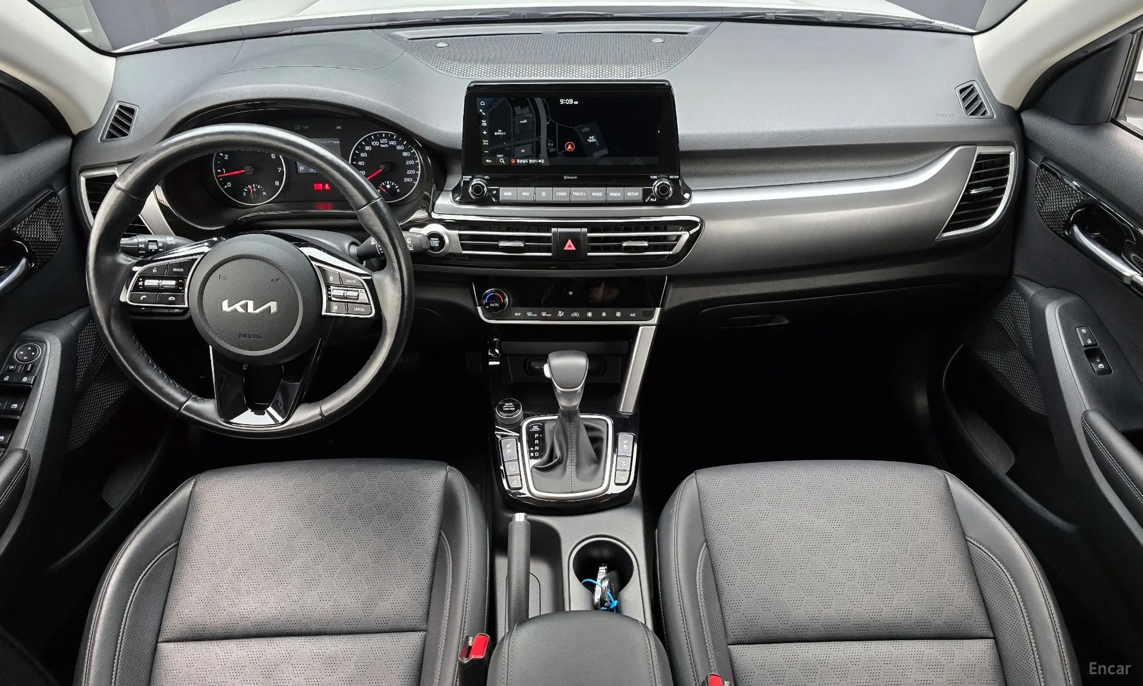 Kia Seltos превью 7