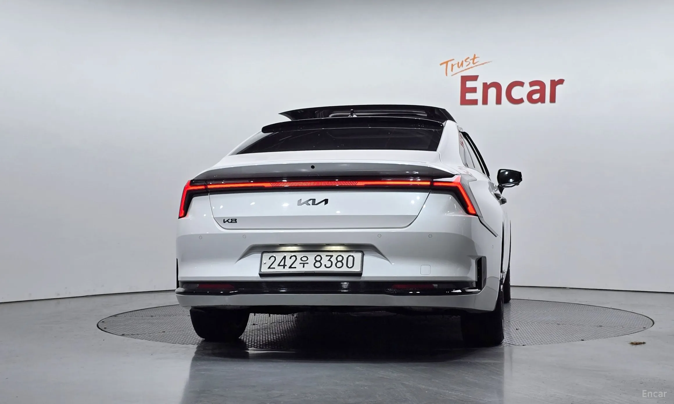 Kia K8 Hybrid превью 4