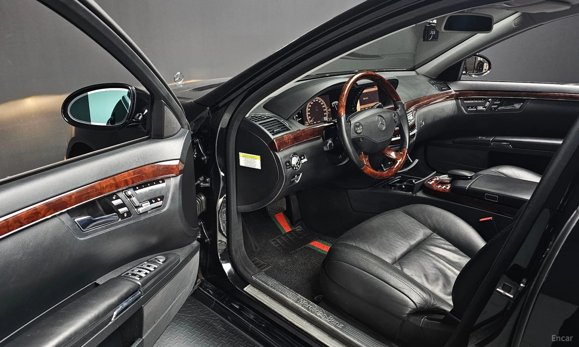 Mercedes Benz S-Class W221 превью 11