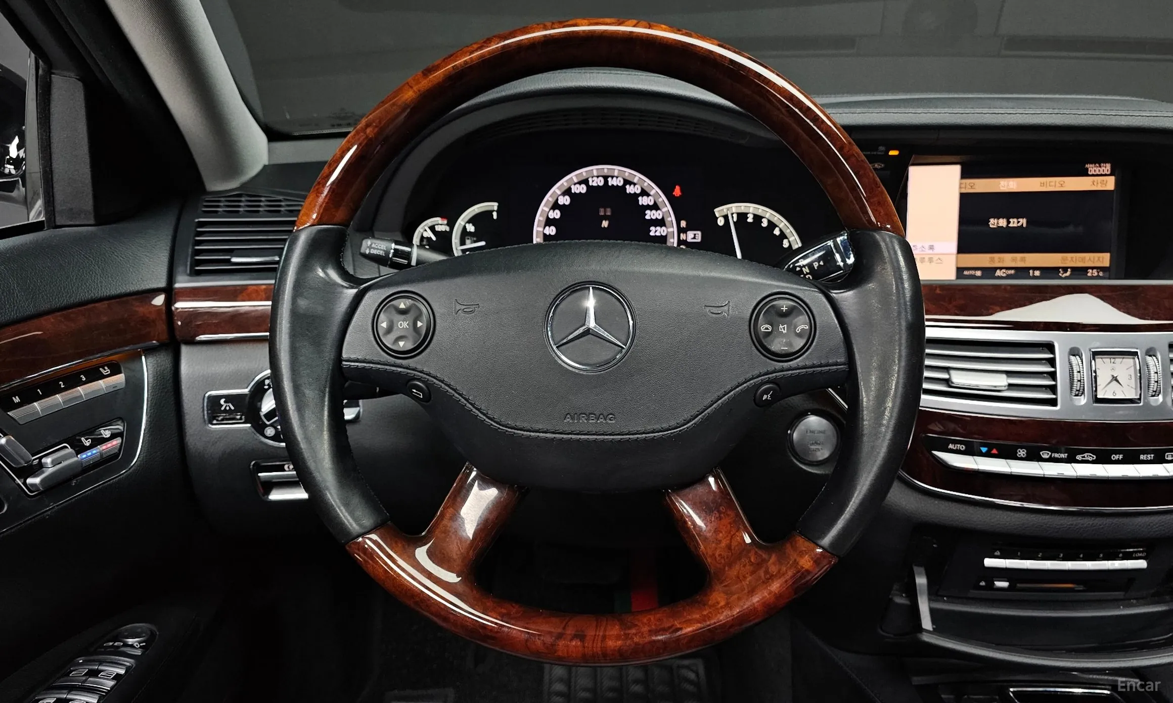 Mercedes Benz S-Class W221 превью 13