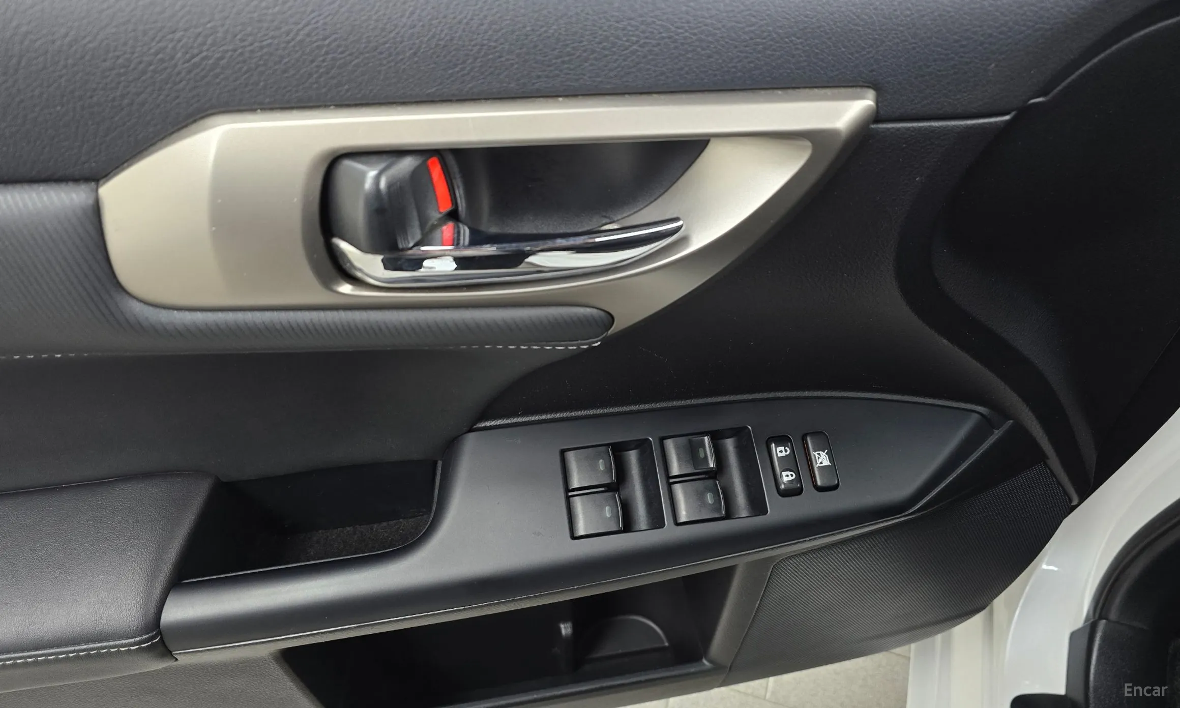 Lexus CT200h превью 18