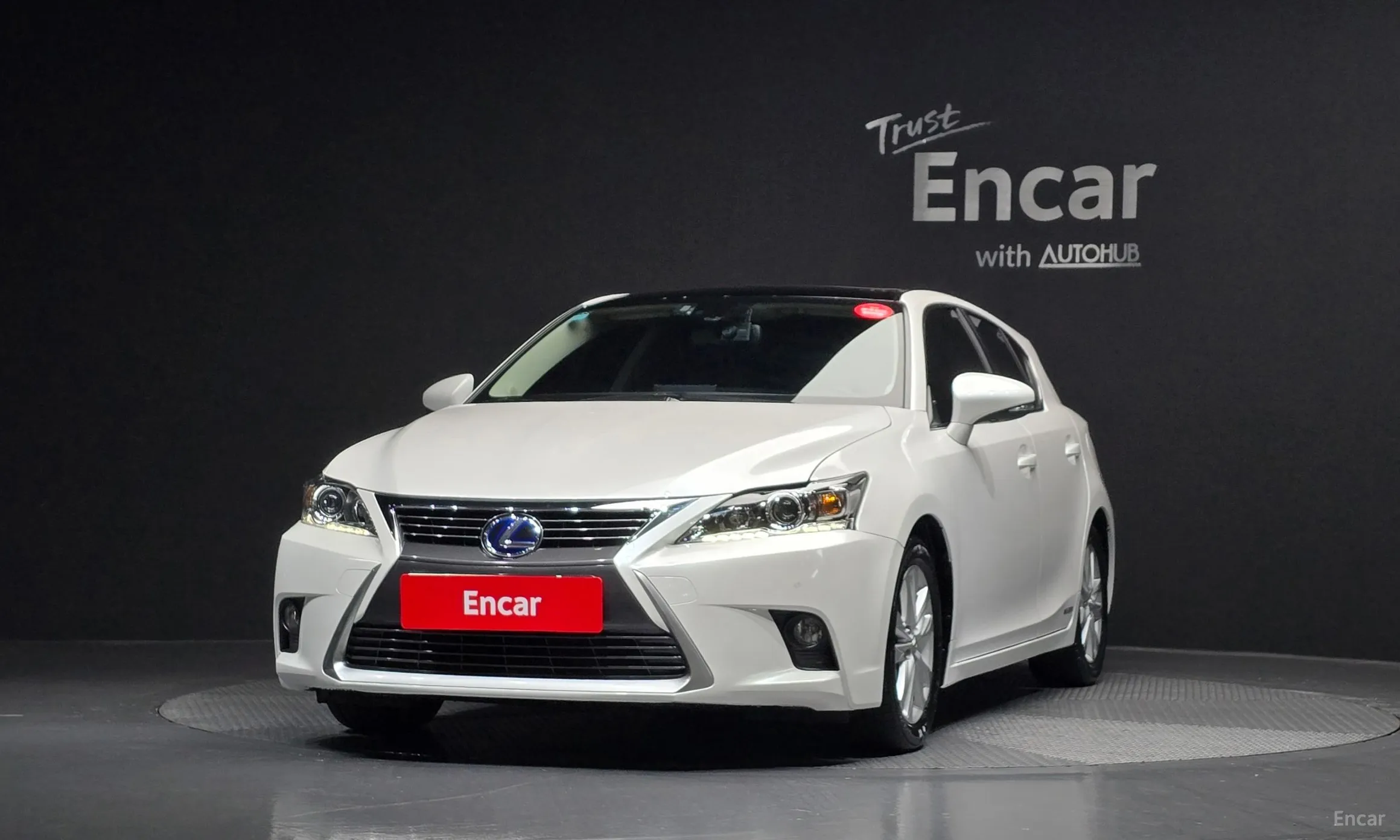 Lexus CT200h превью 3