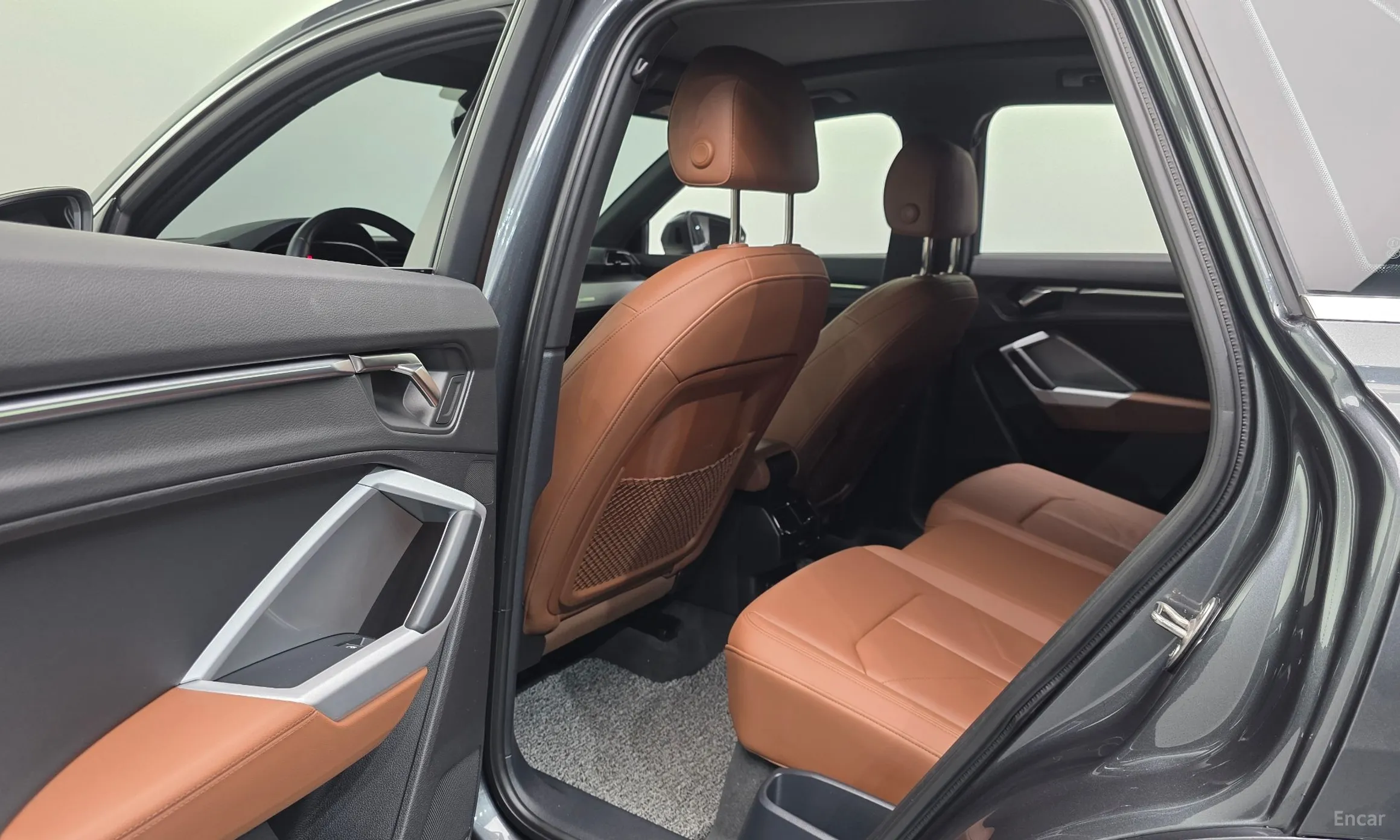 Audi Q3 (F3) превью 18
