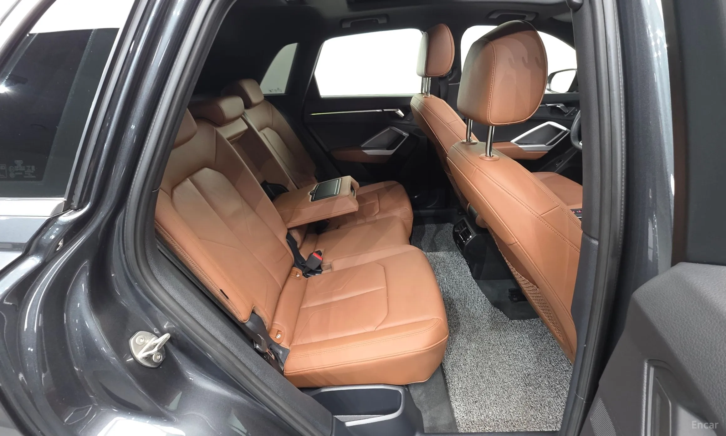 Audi Q3 (F3) превью 19