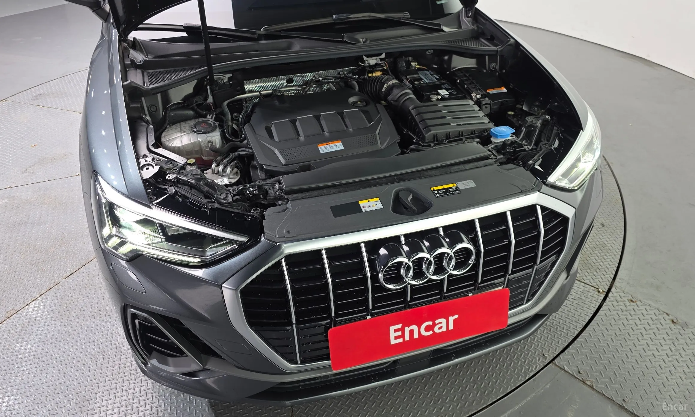 Audi Q3 (F3) превью 6