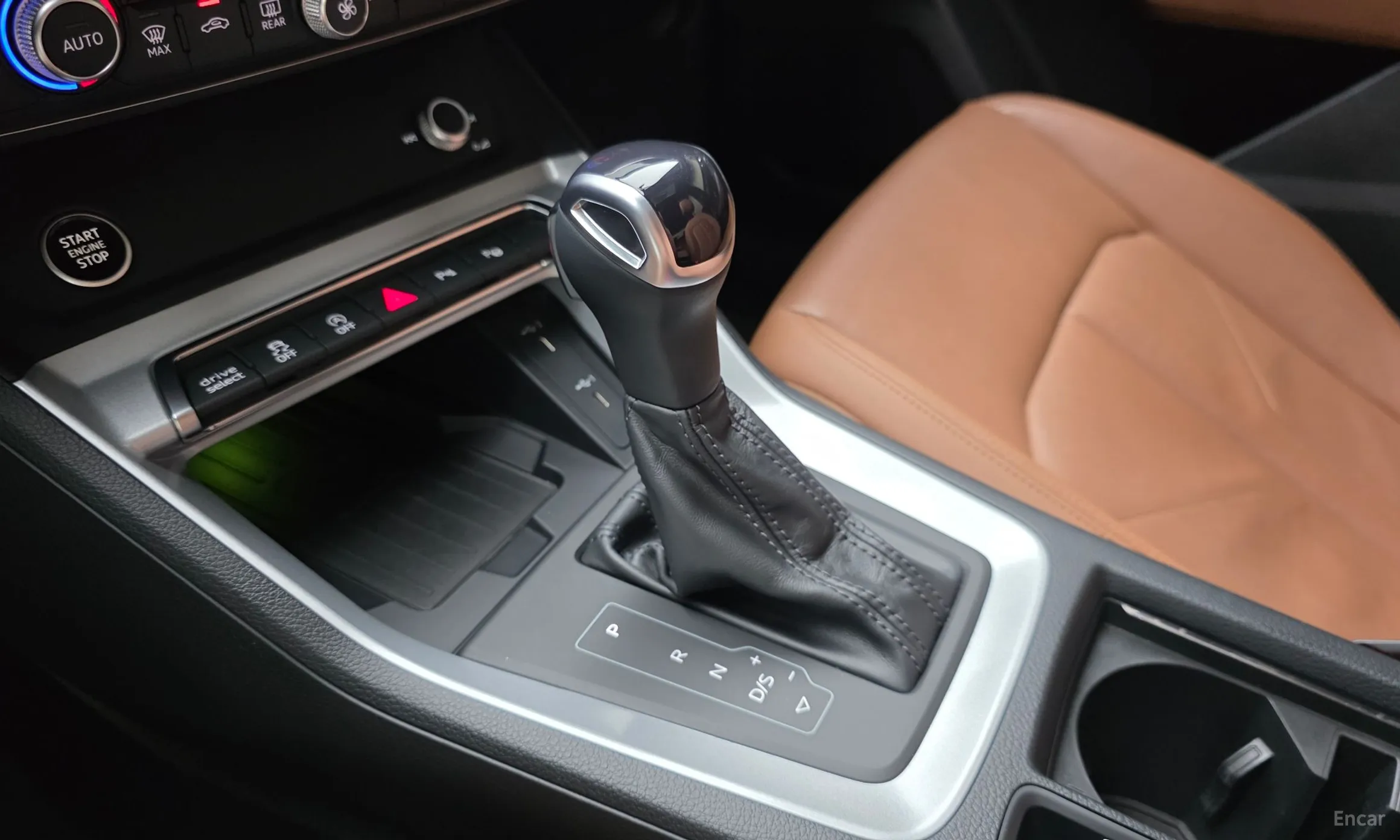 Audi Q3 (F3) превью 9