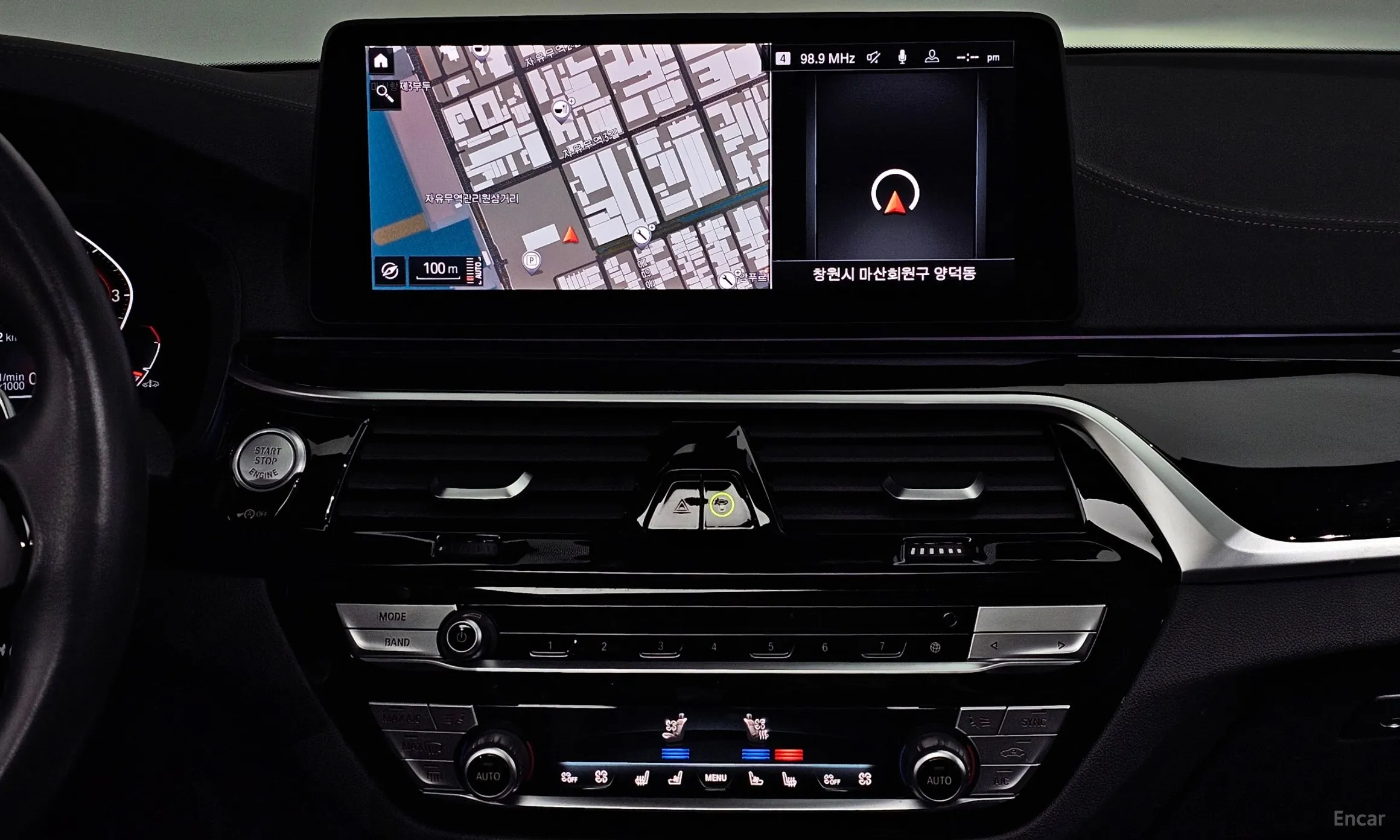 BMW 5 Series (G30) превью 14