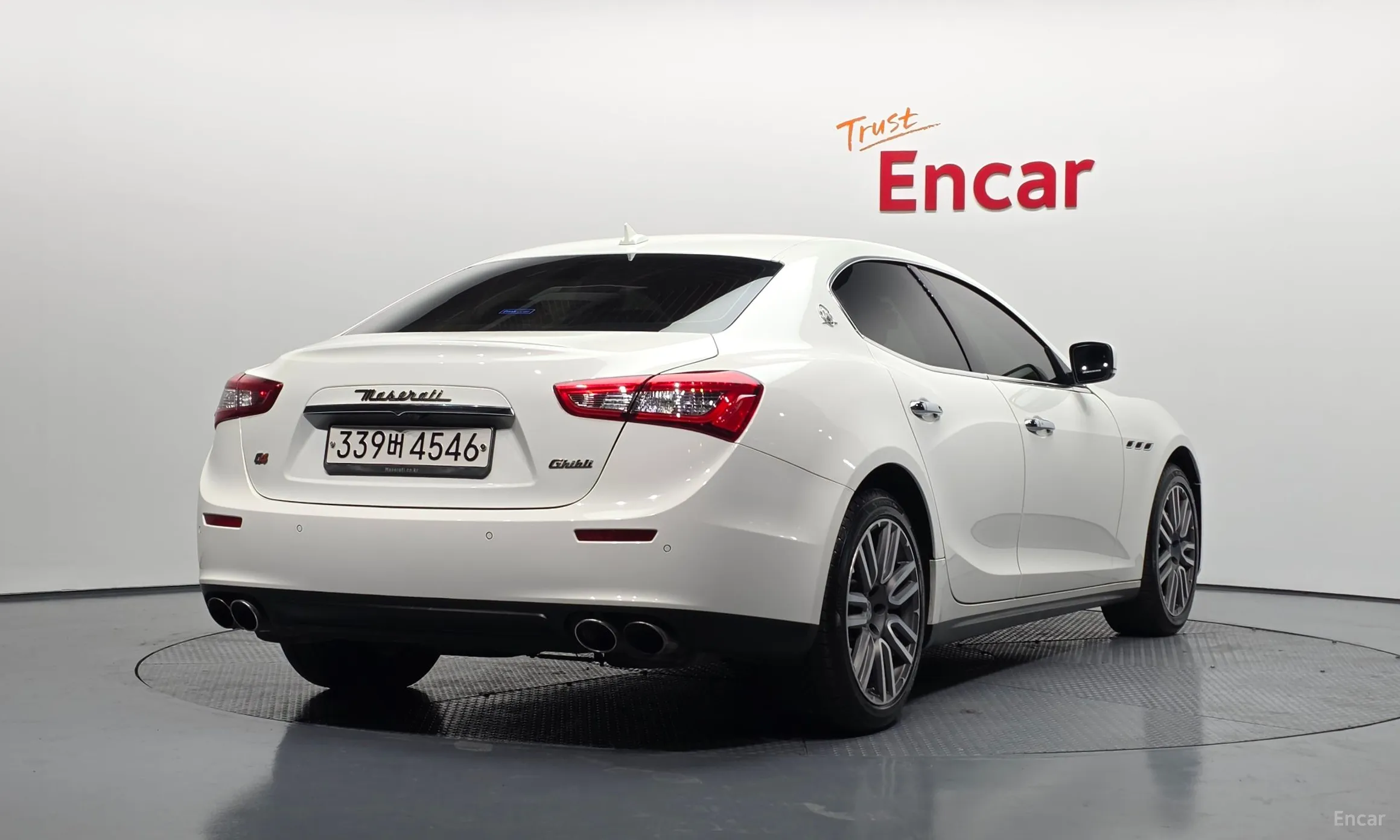 Maserati Ghibli превью 2