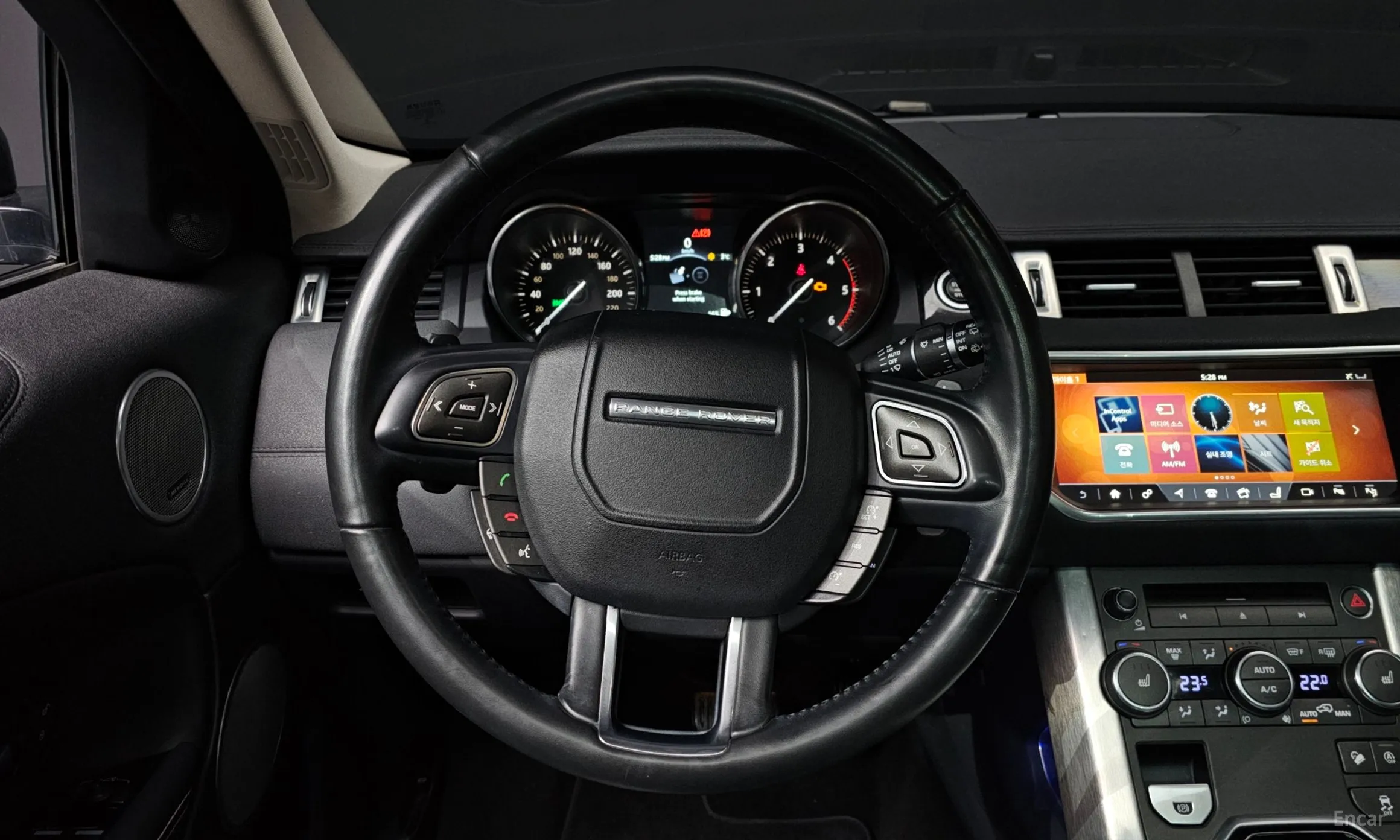 Land Rover Range Rover Evoque превью 14