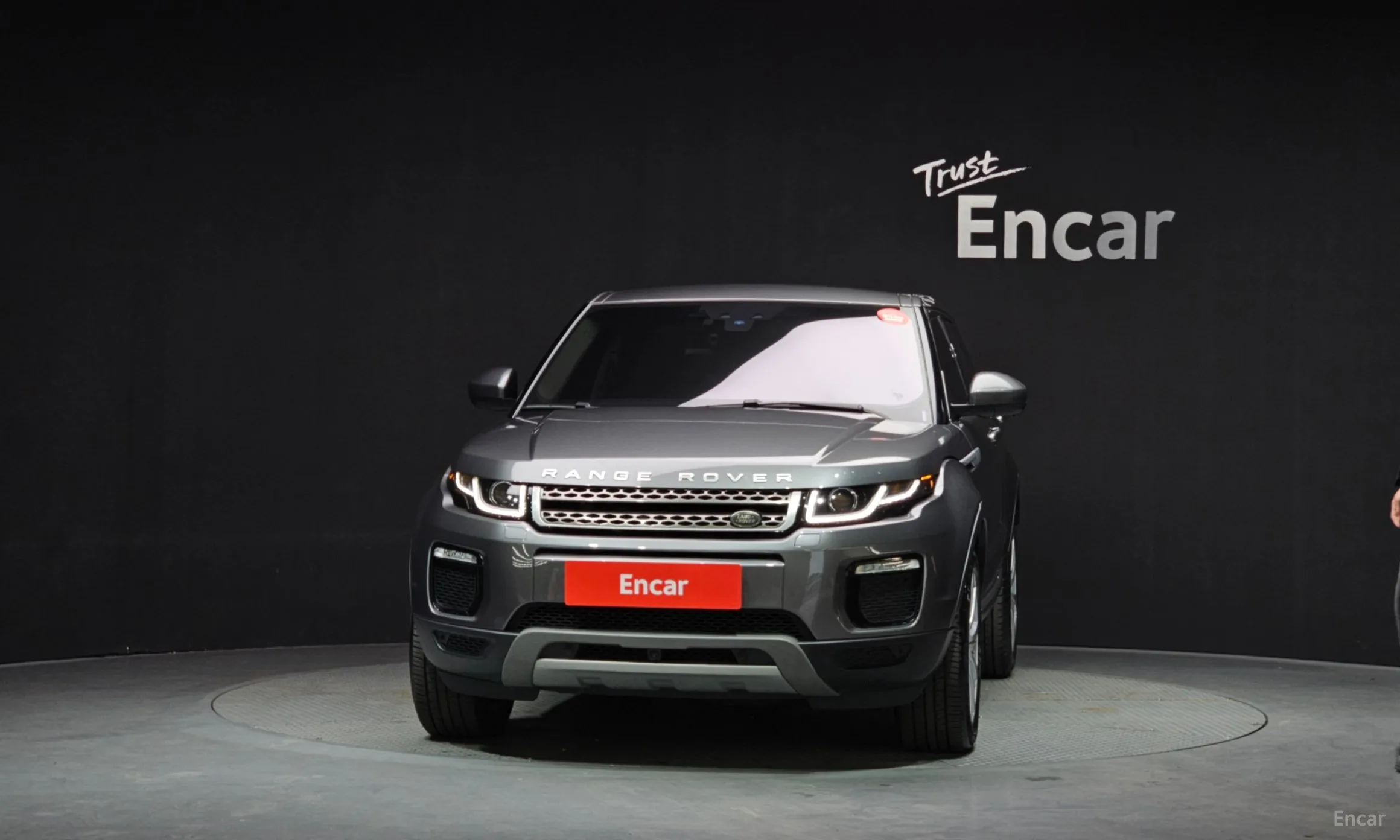 Land Rover Range Rover Evoque превью 3