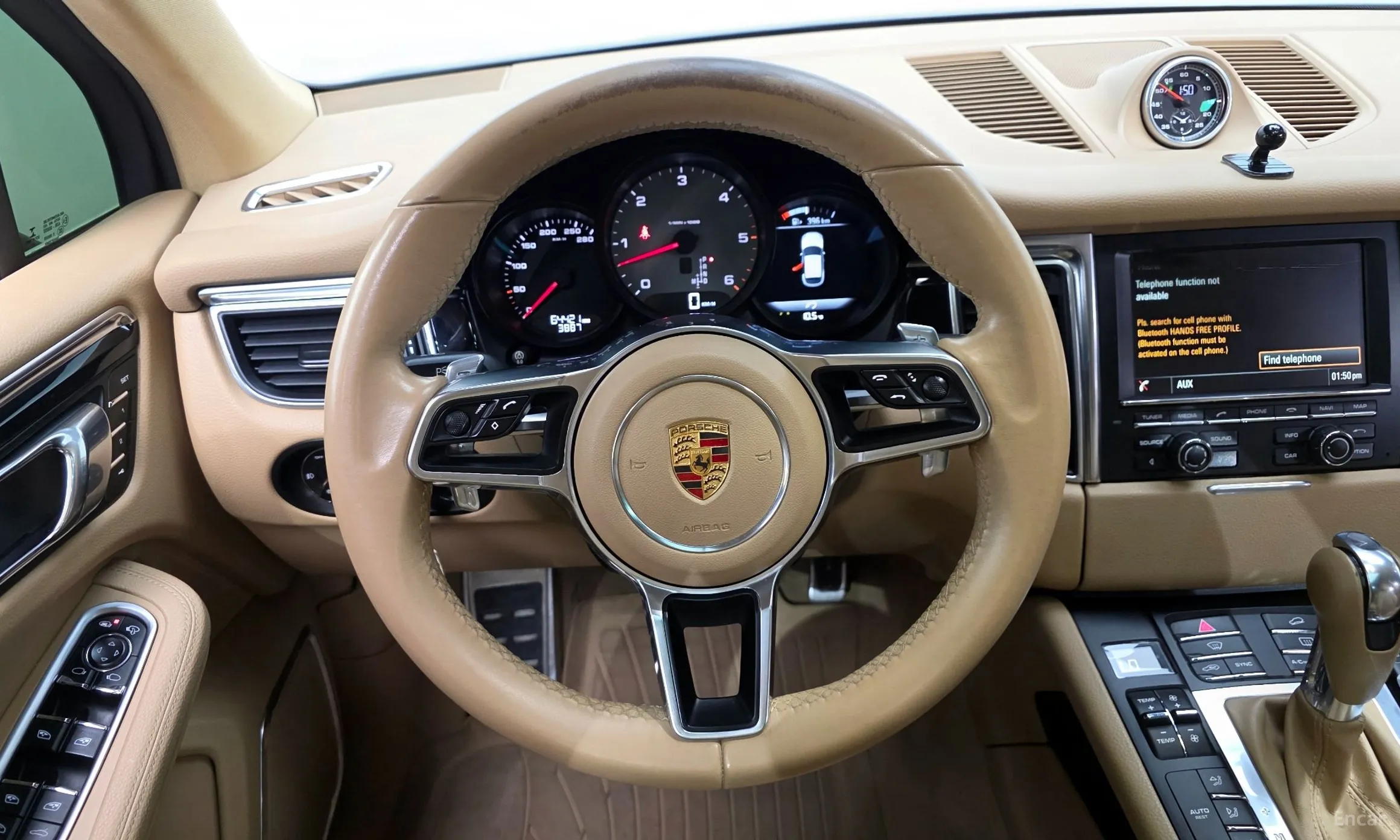 Porsche Macan превью 13