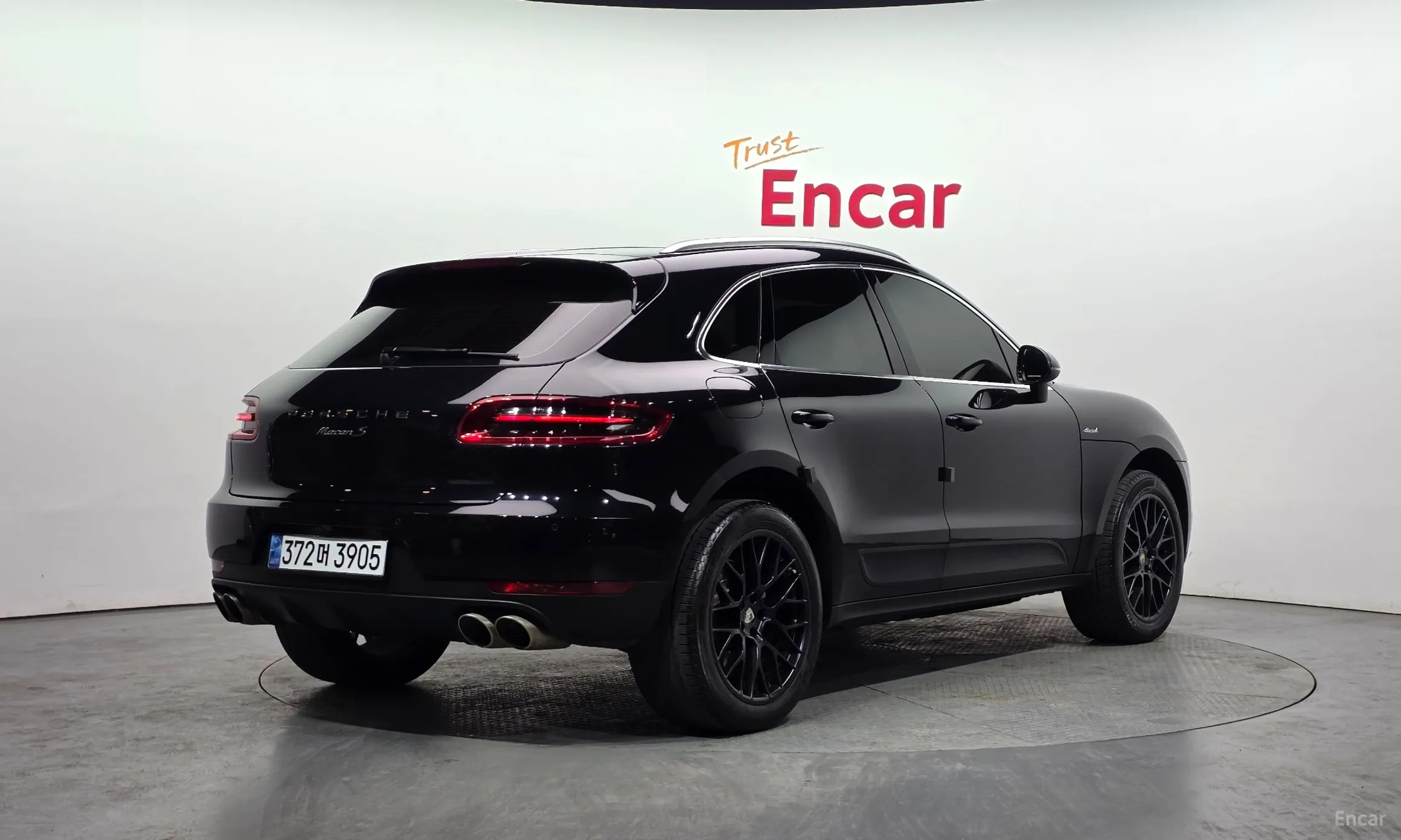 Porsche Macan превью 2