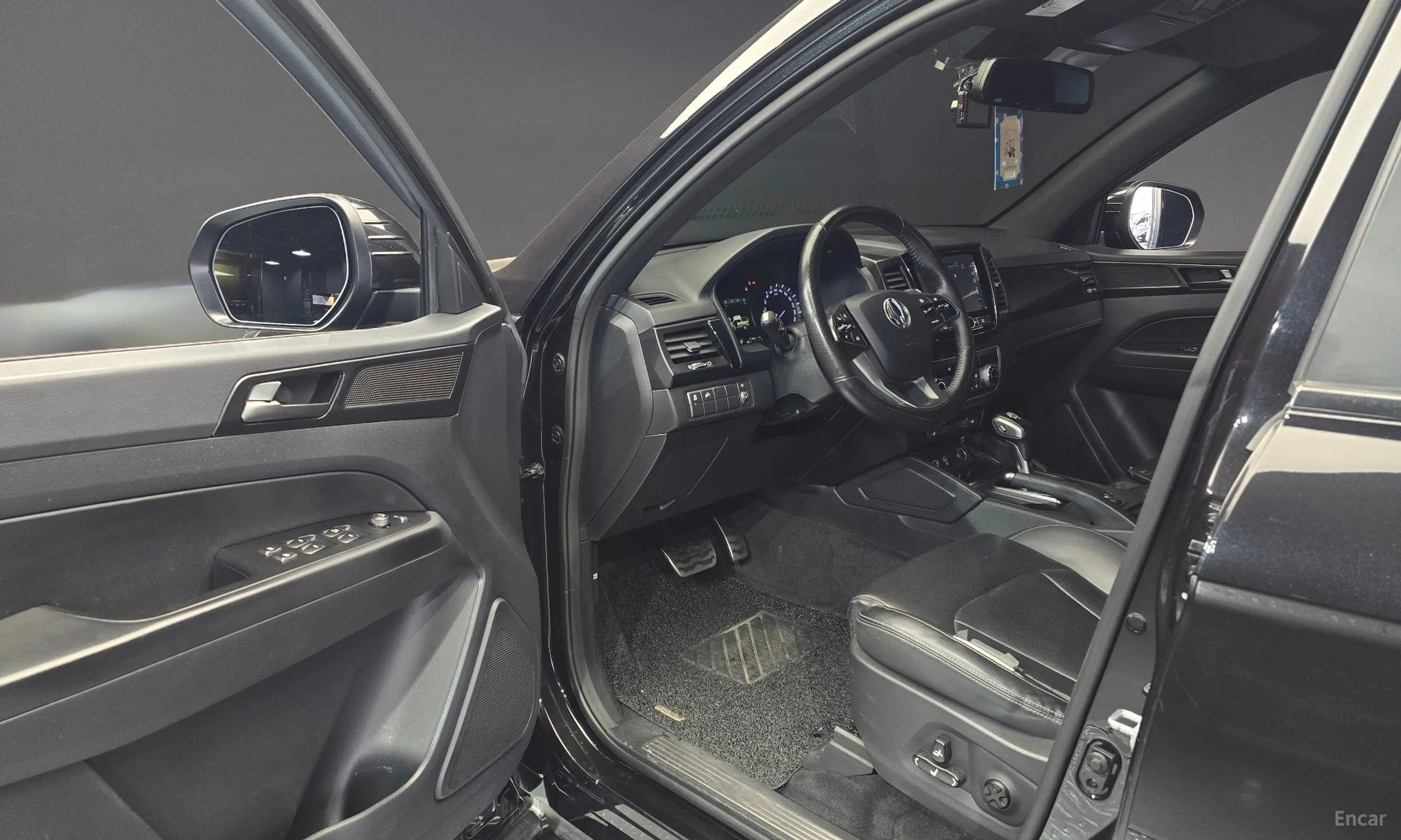 KG Mobility (SsangYong) Rexton Sports Khan превью 10