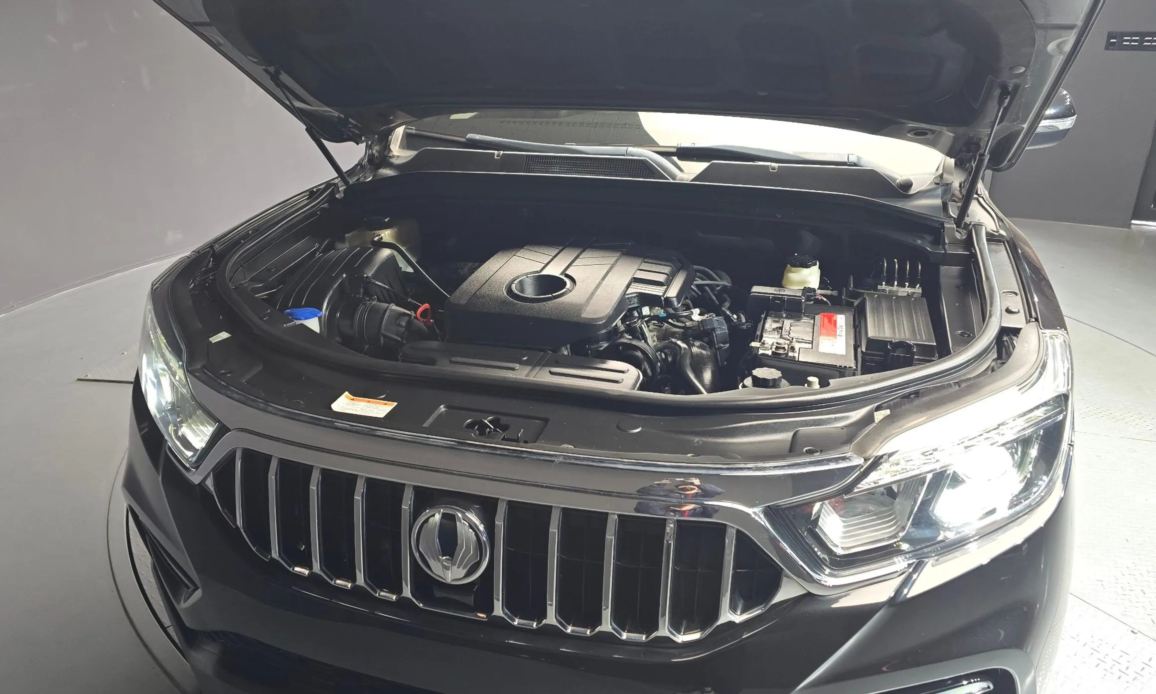 KG Mobility (SsangYong) Rexton Sports Khan превью 6