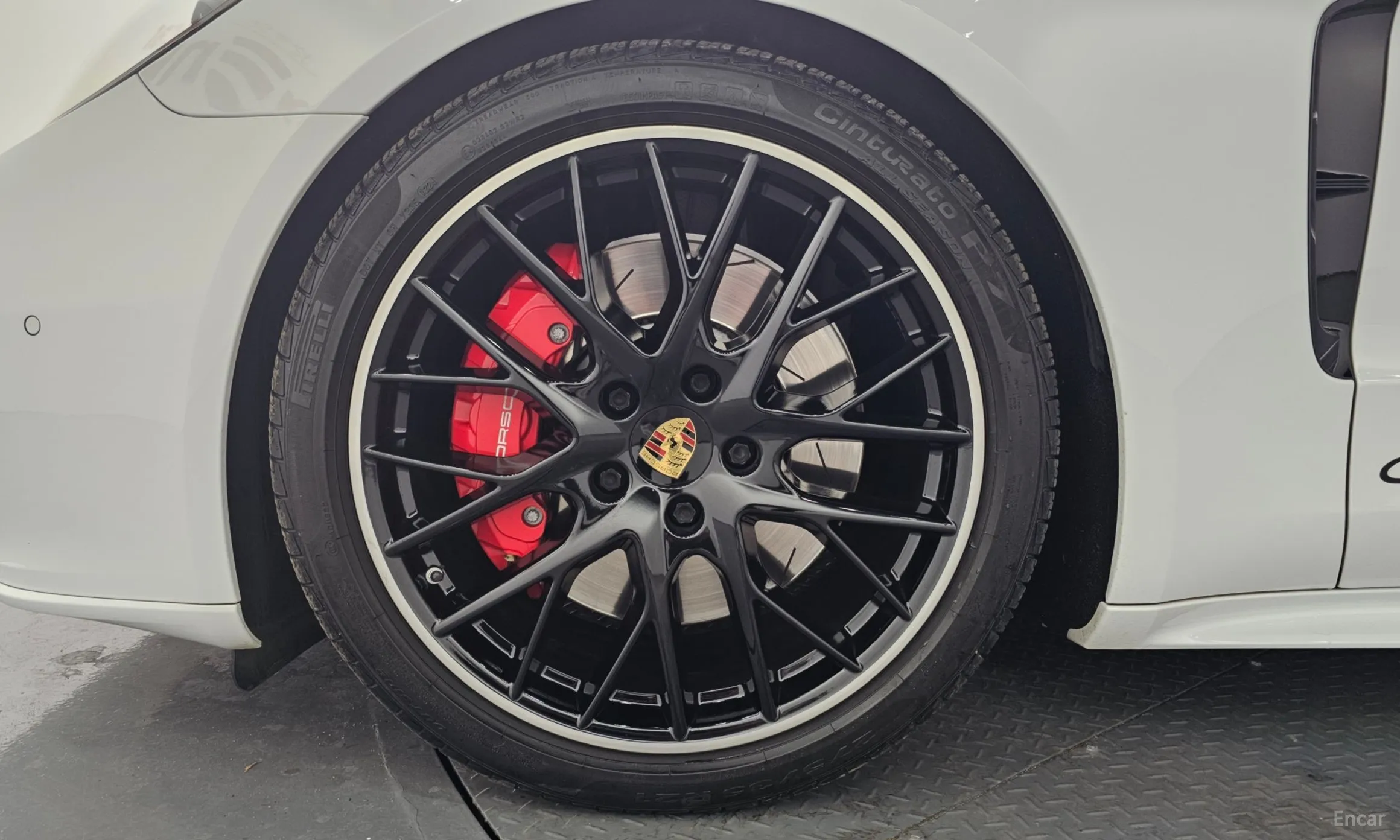 Porsche Panamera (971) превью 5
