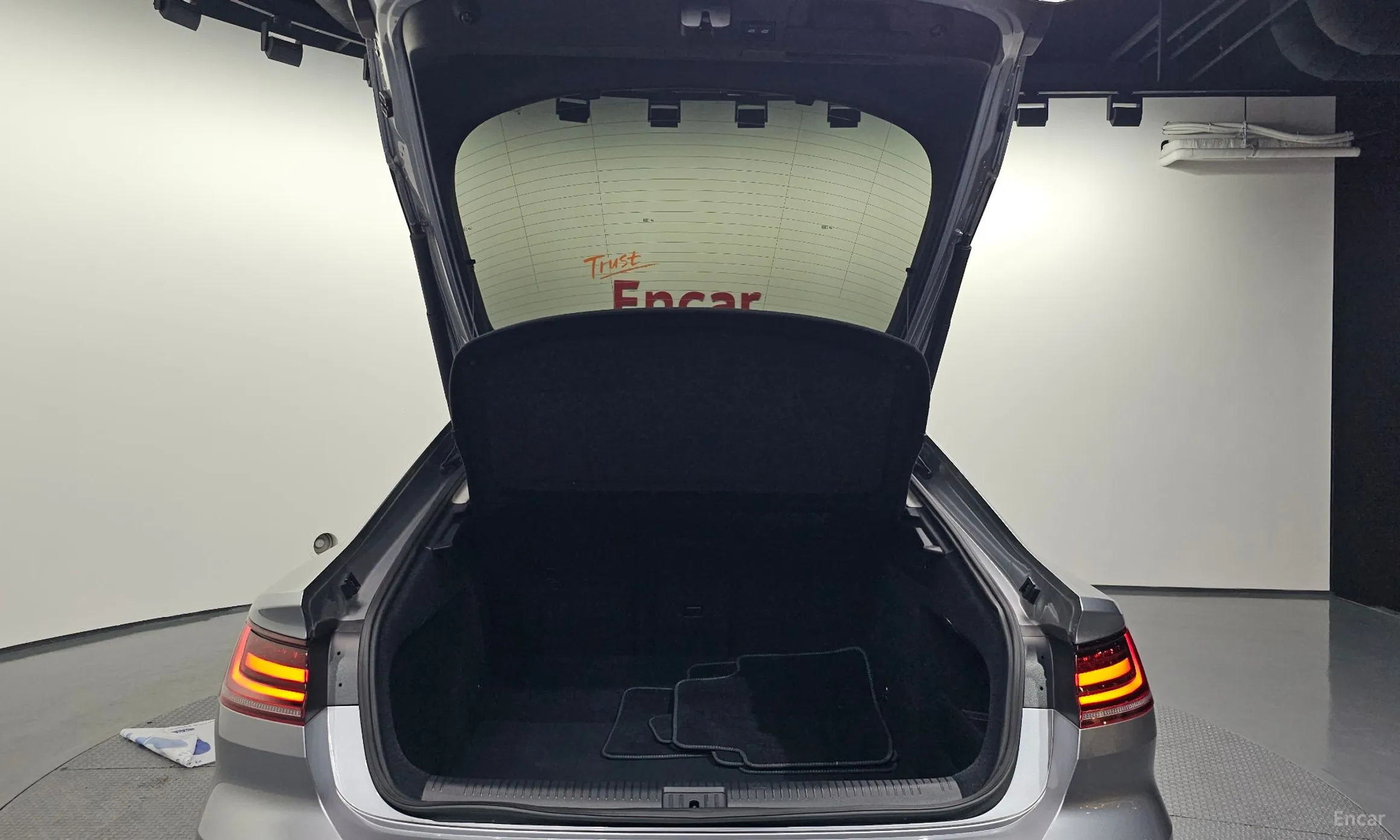 Volkswagen Ateon превью 20