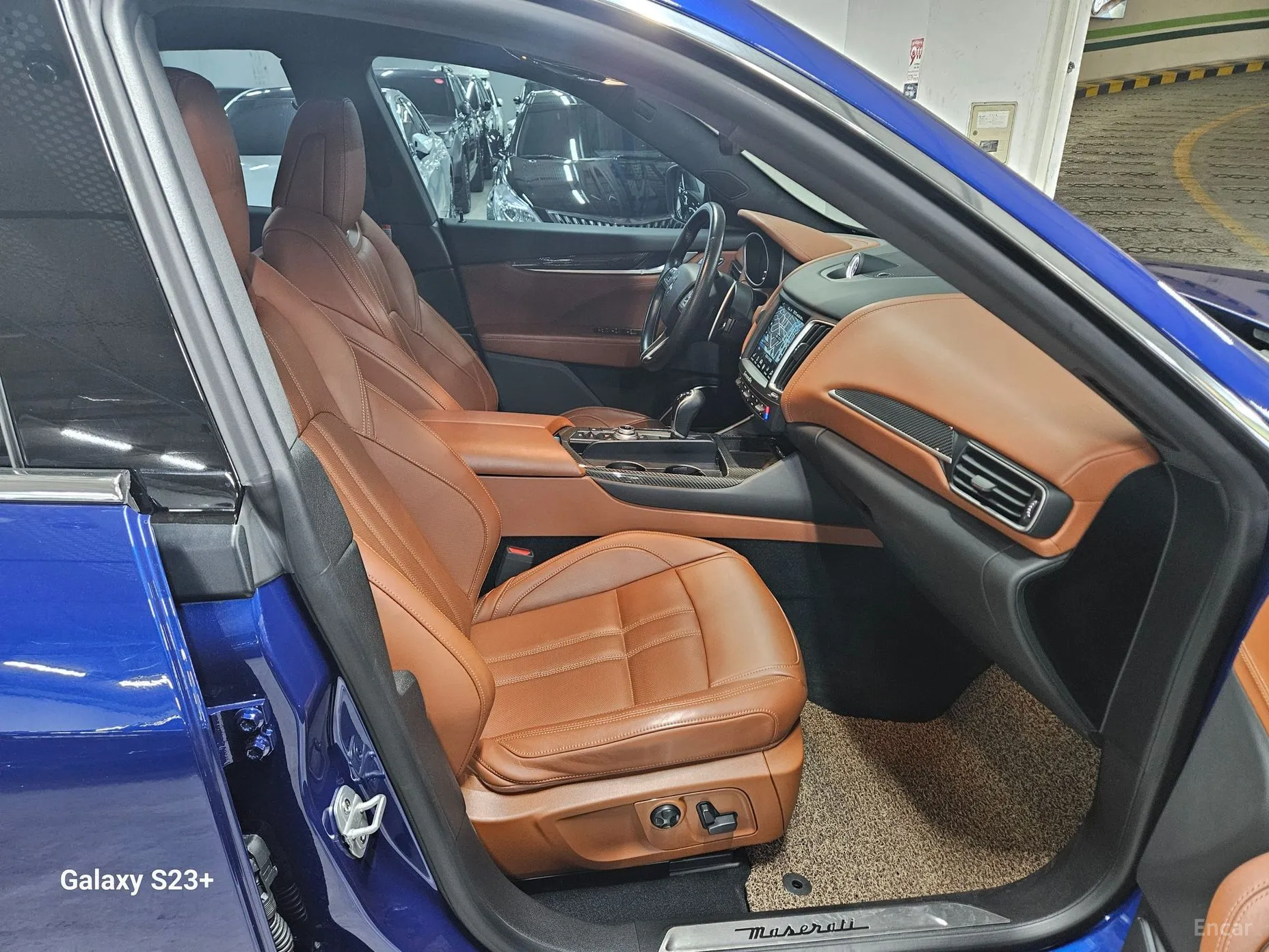 Maserati Levante превью 11