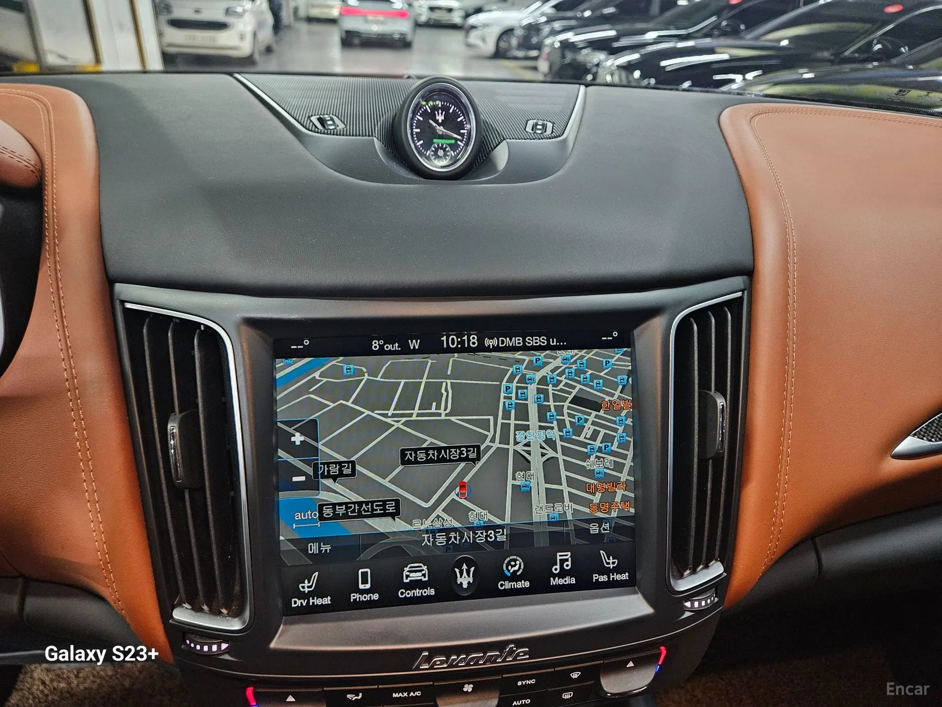 Maserati Levante превью 15