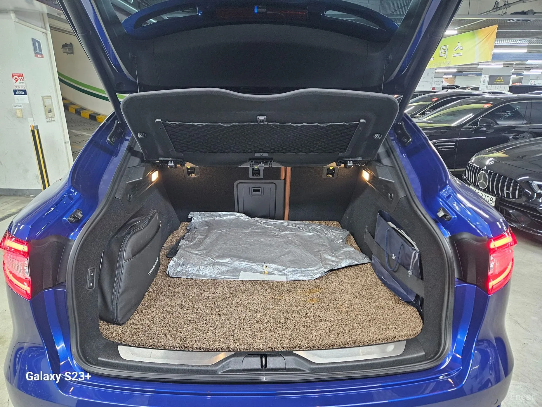 Maserati Levante превью 19