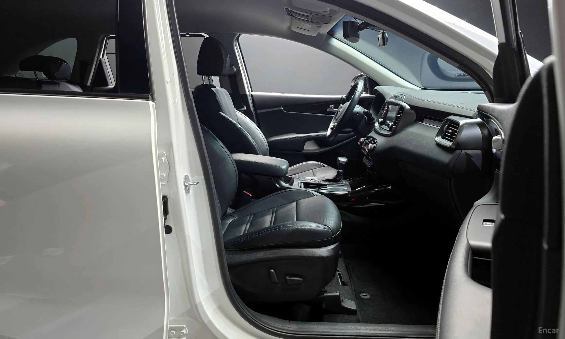 Kia Sorento превью 10
