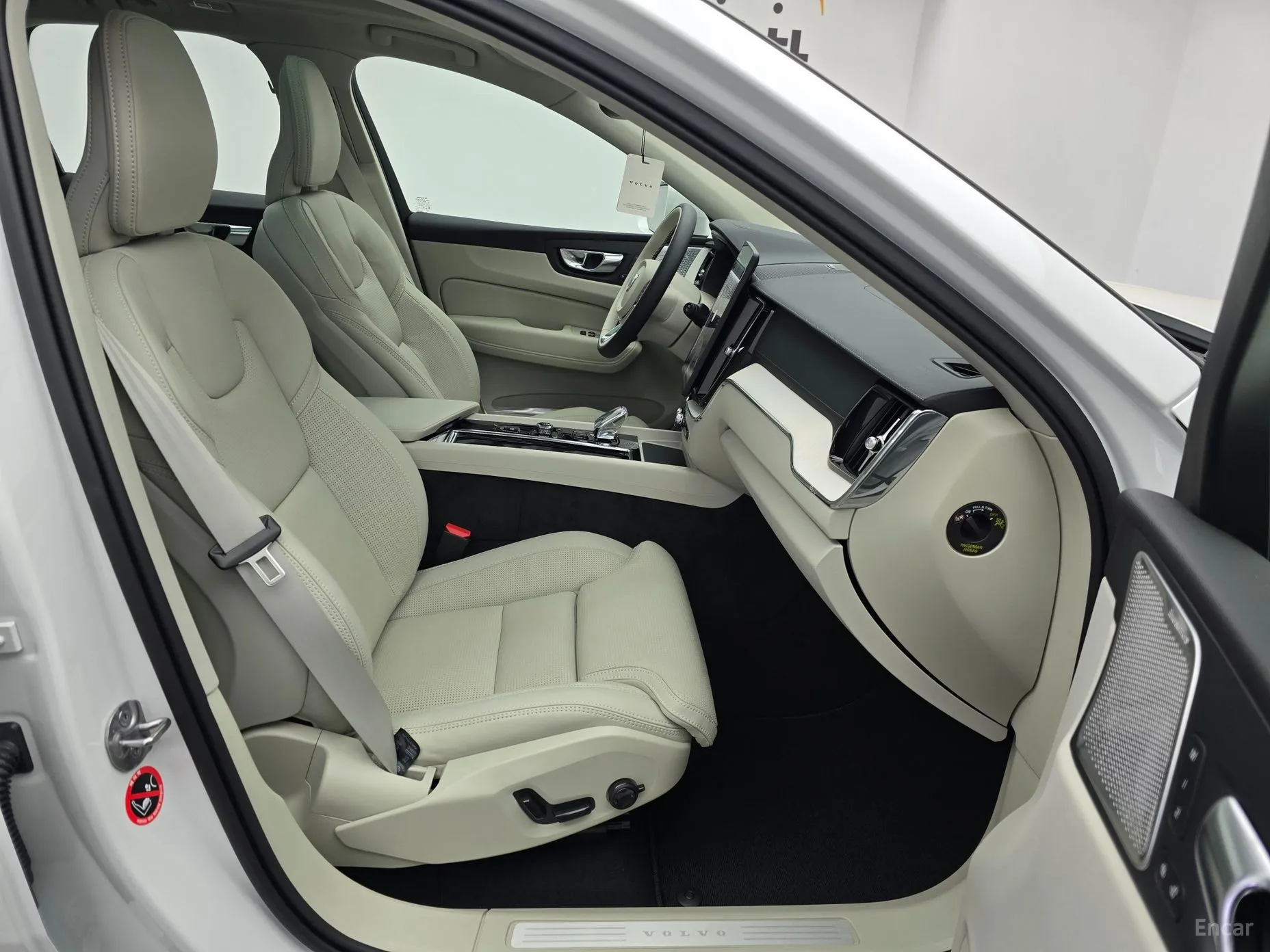 Volvo XC60 Gen 2 превью 11