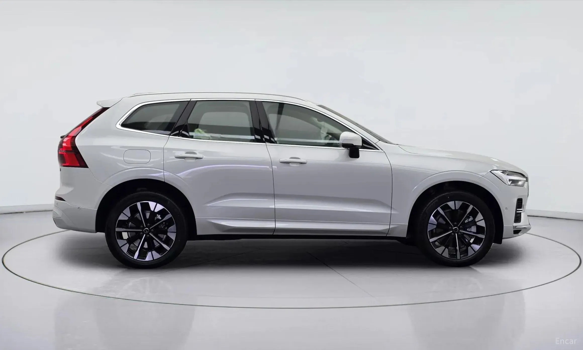 Volvo XC60 Gen 2 превью 3