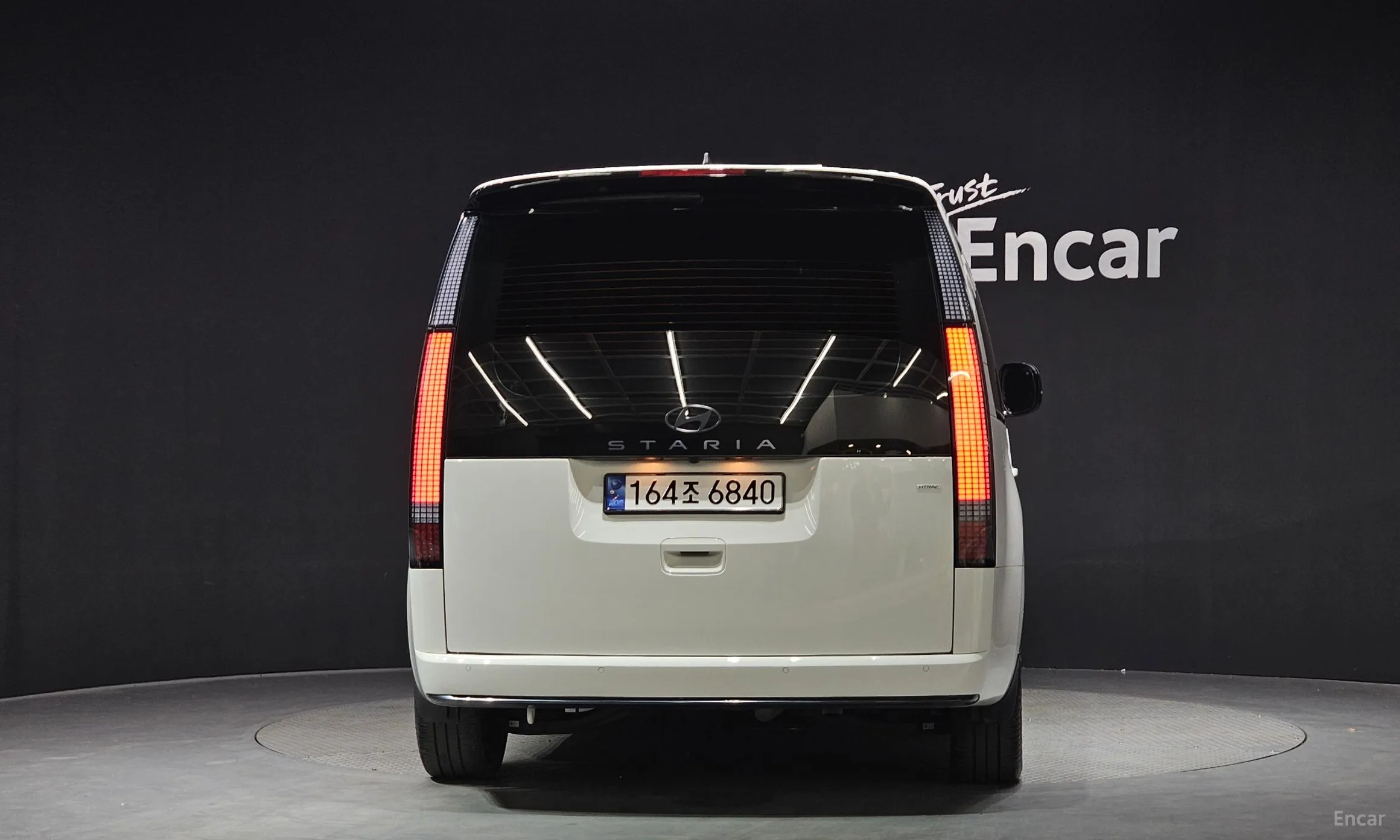 Hyundai Staria превью 4