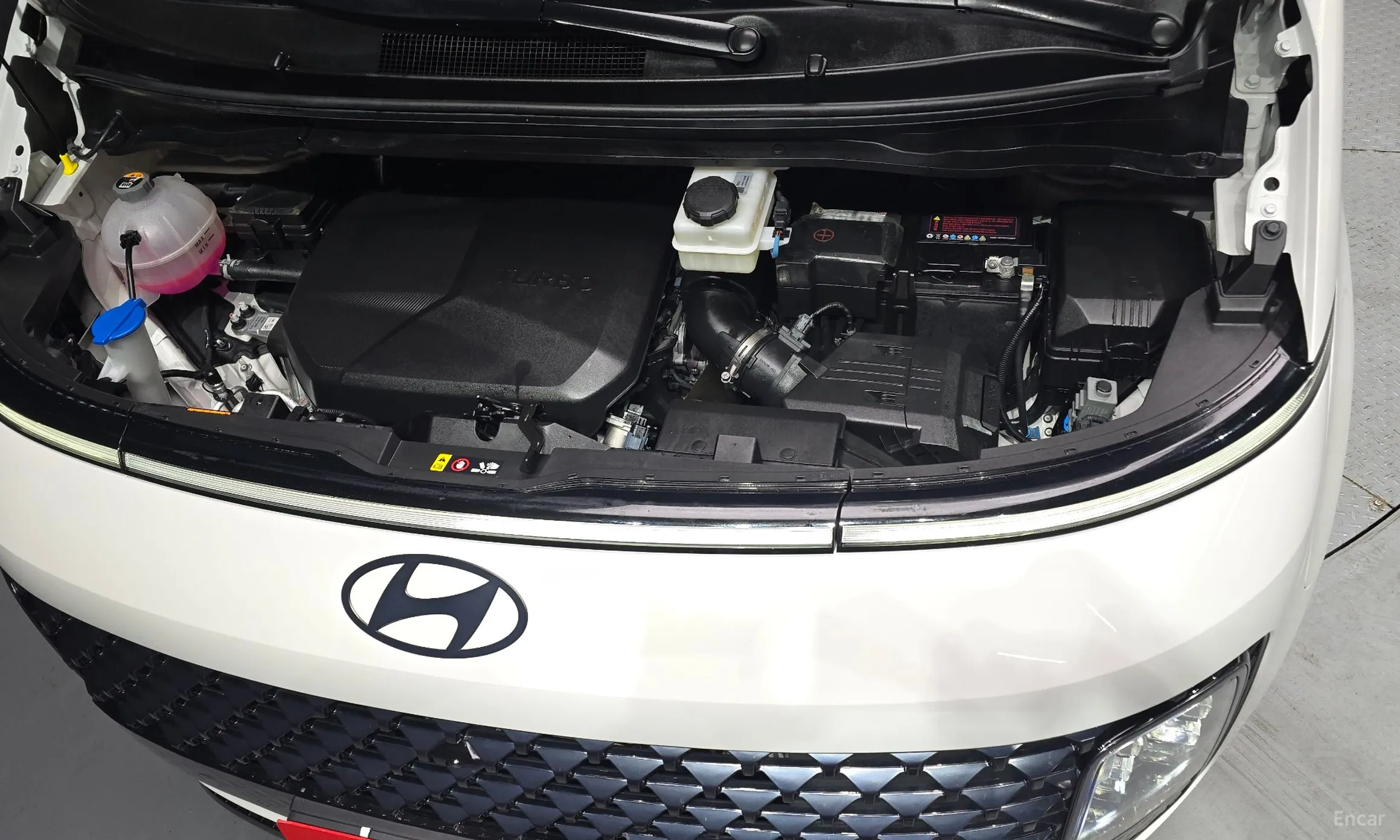 Hyundai Staria превью 6