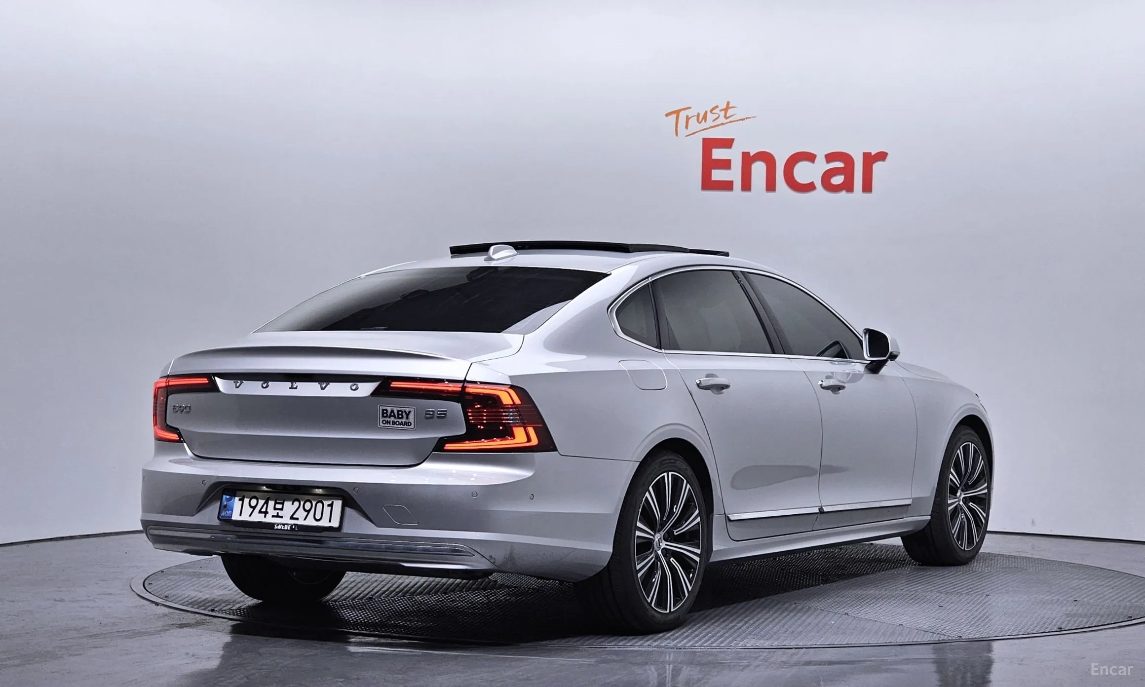 Volvo S90