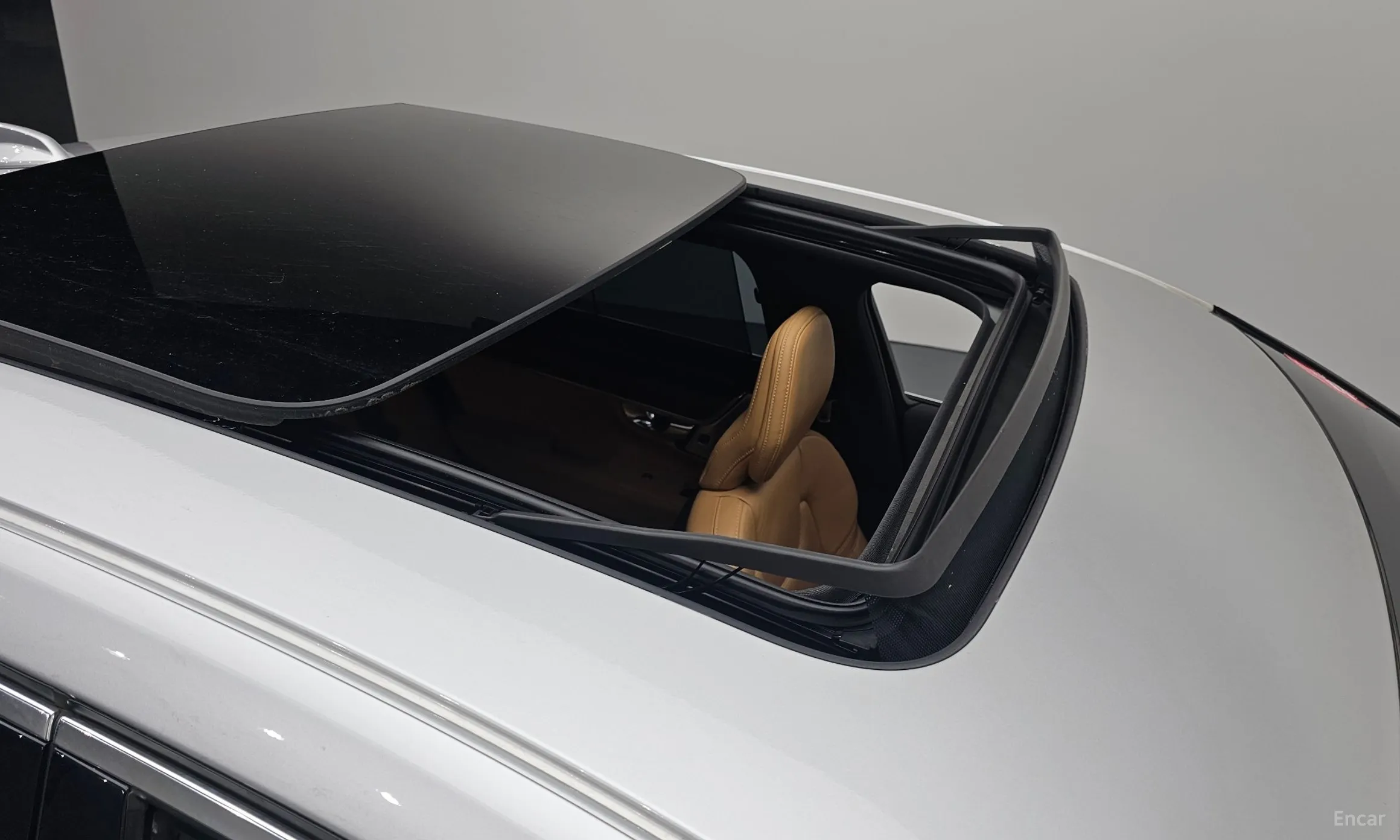 Volvo S90 превью 19