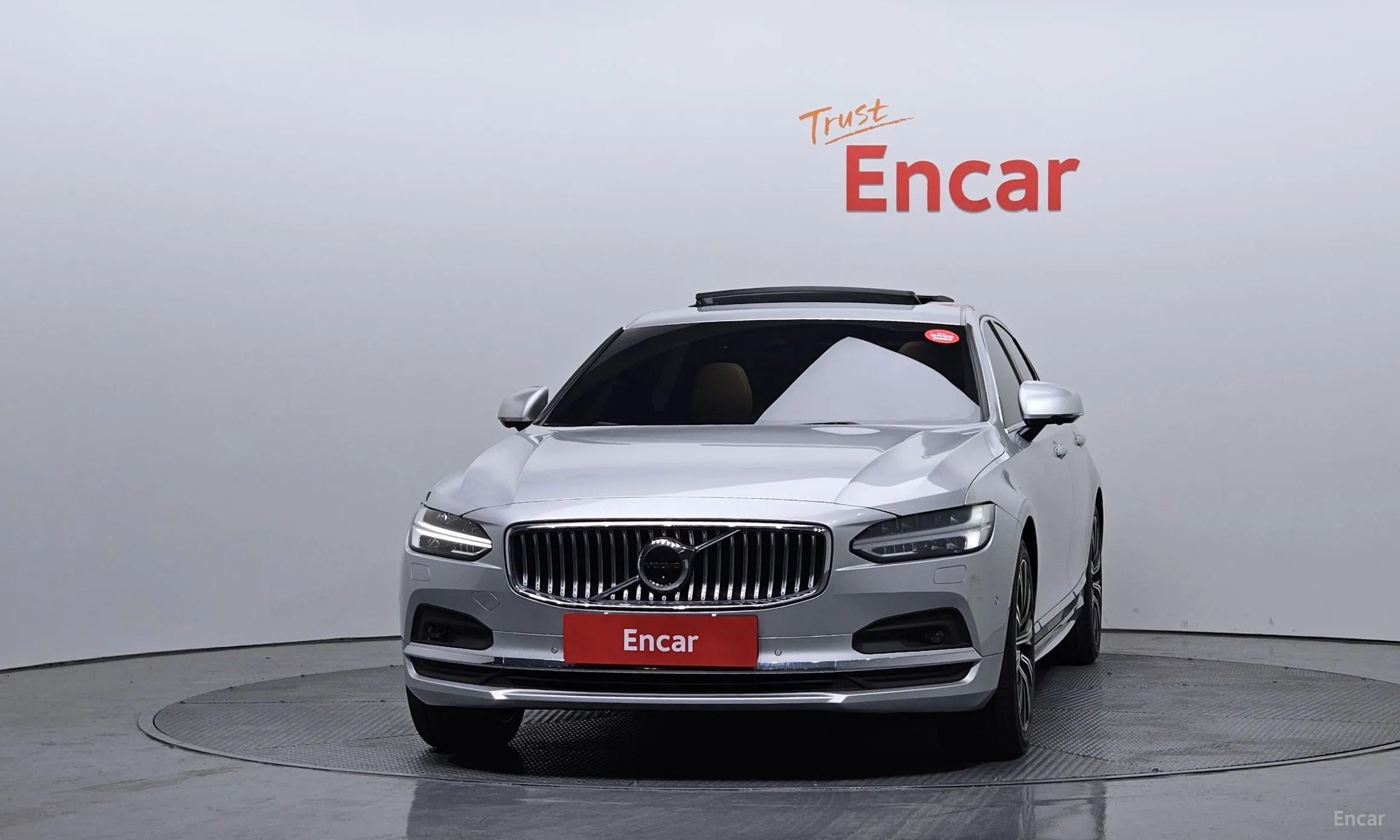 Volvo S90 превью 3