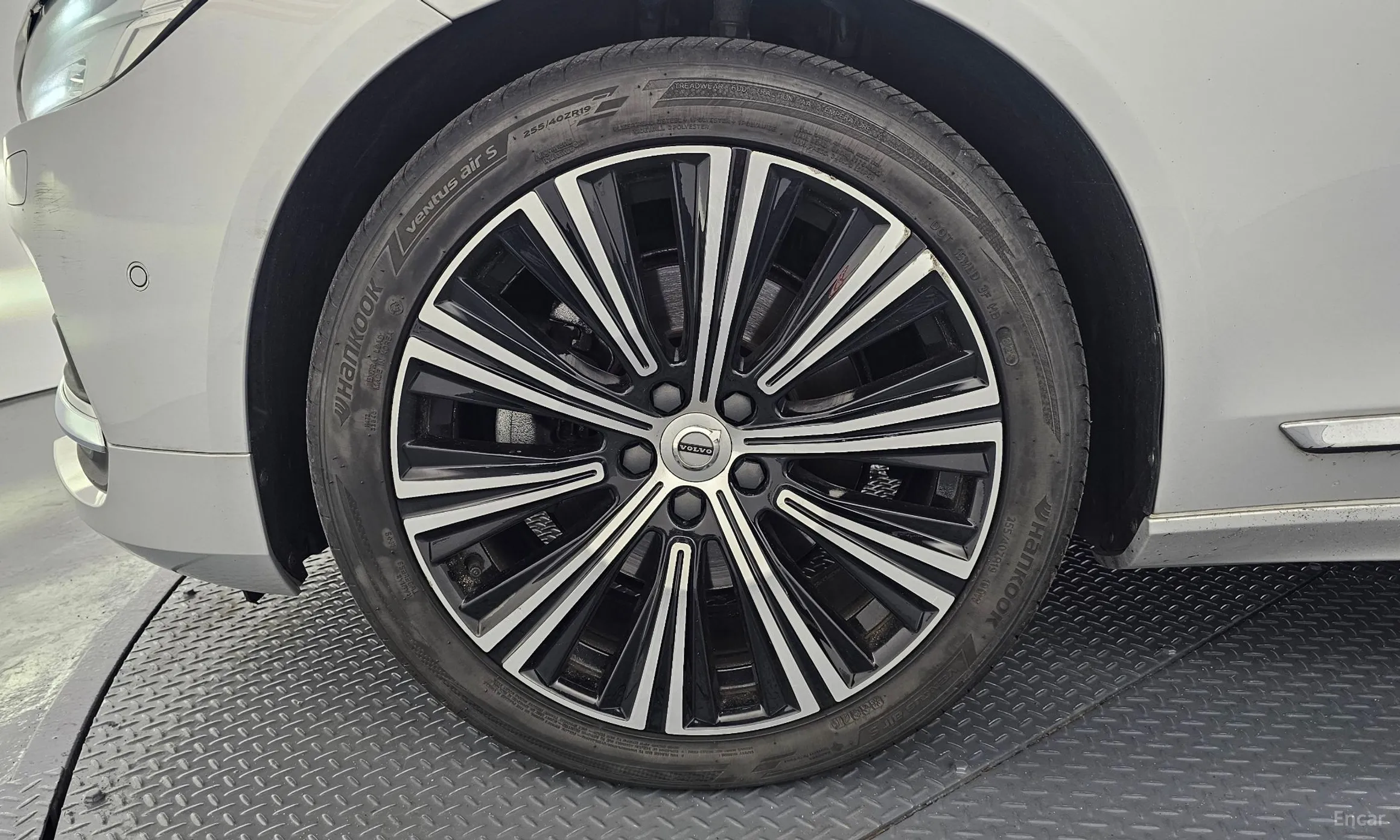 Volvo S90 превью 5