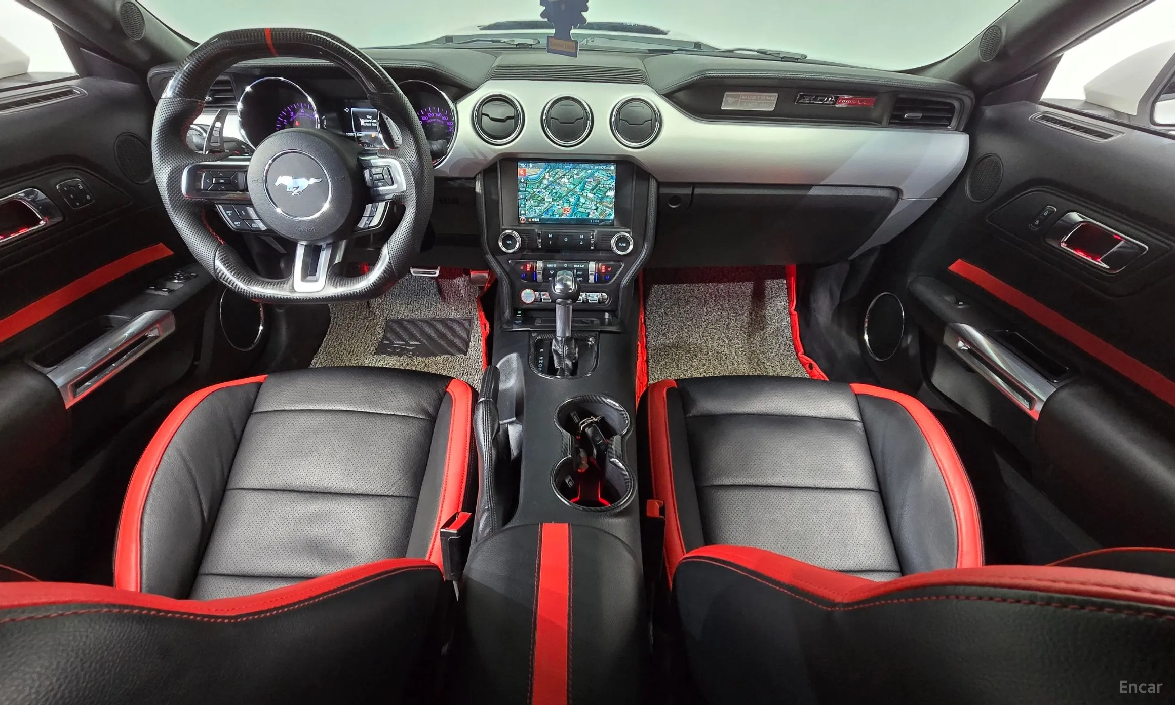 Ford Mustang превью 7
