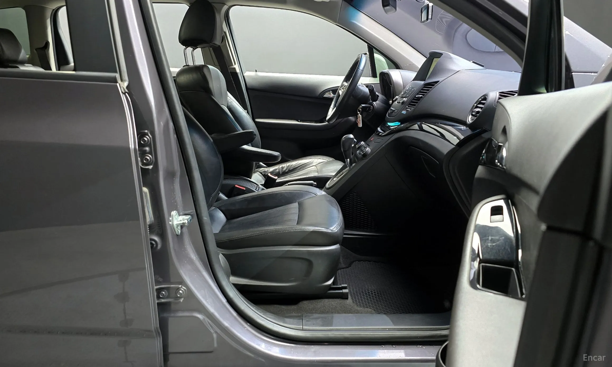 Chevrolet (GM Daewoo) Orlando превью 10
