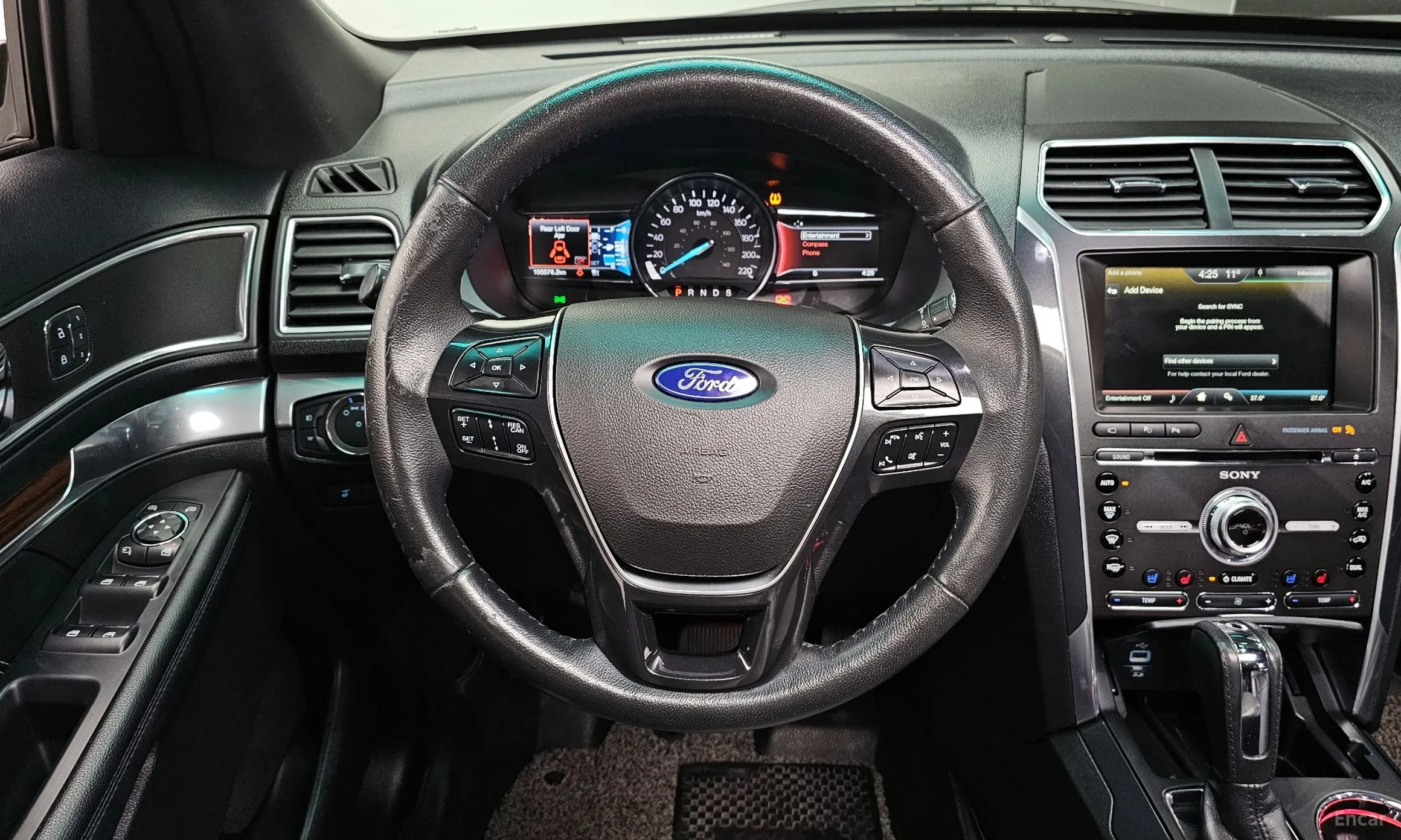 Ford Explorer превью 13