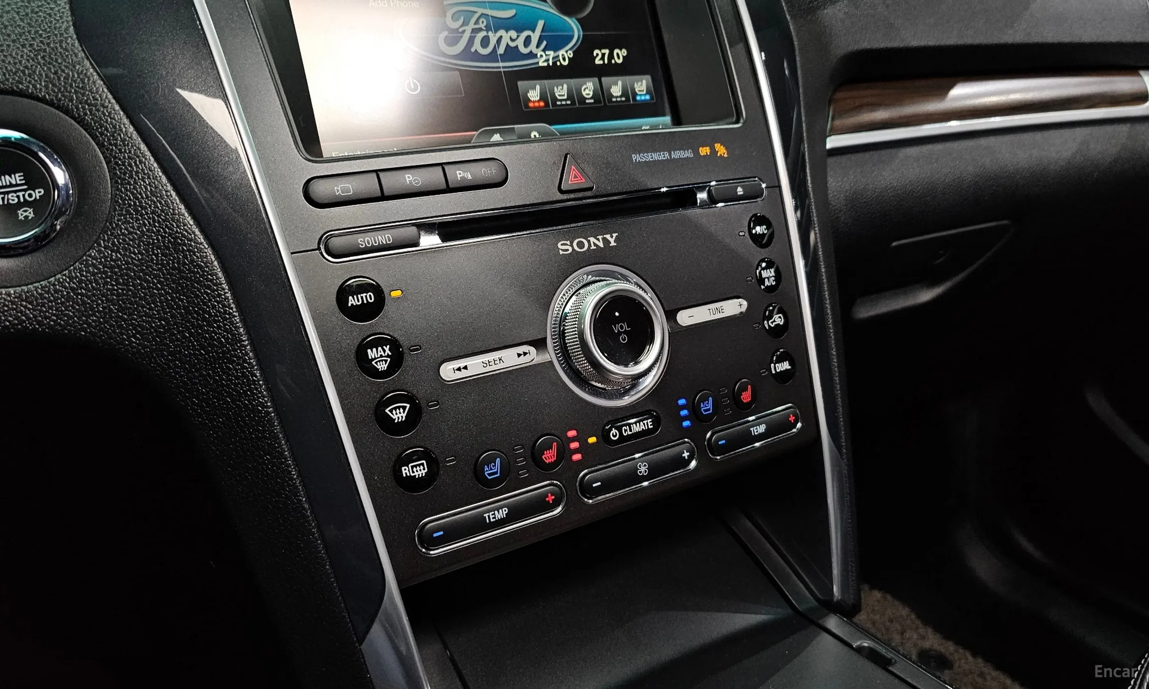 Ford Explorer превью 15