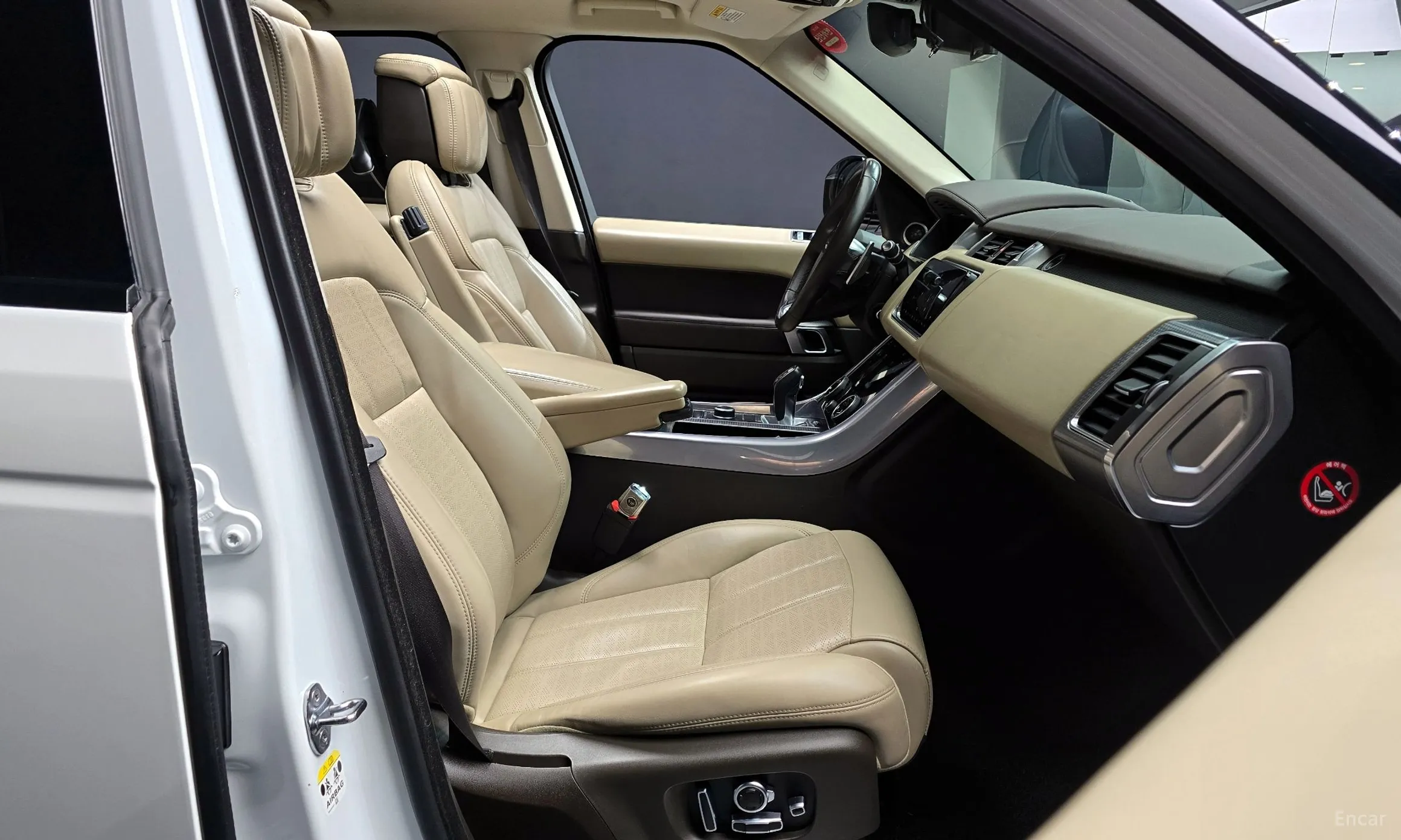 Land Rover Range Rover Sport 2nd Generation превью 10