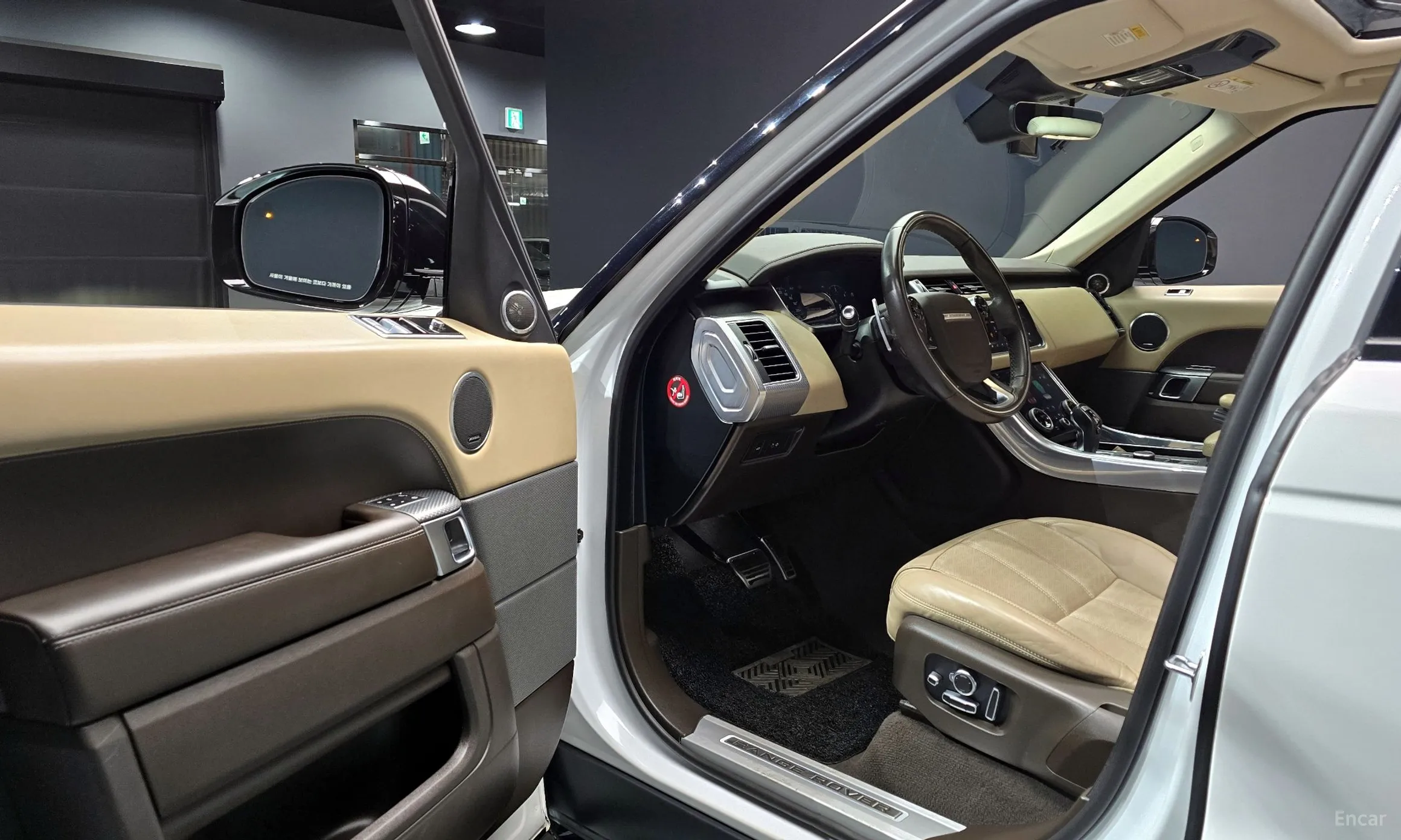 Land Rover Range Rover Sport 2nd Generation превью 11