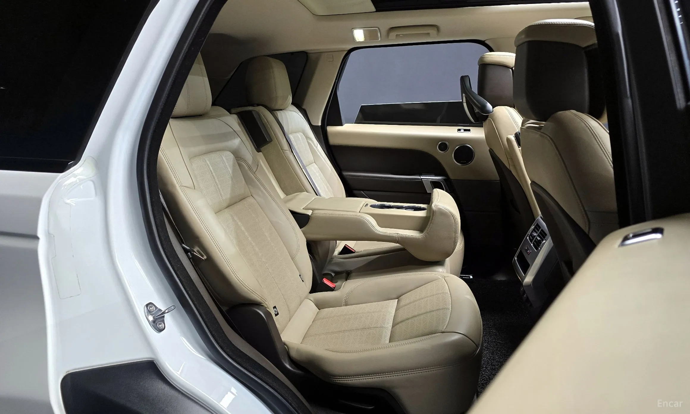 Land Rover Range Rover Sport 2nd Generation превью 12